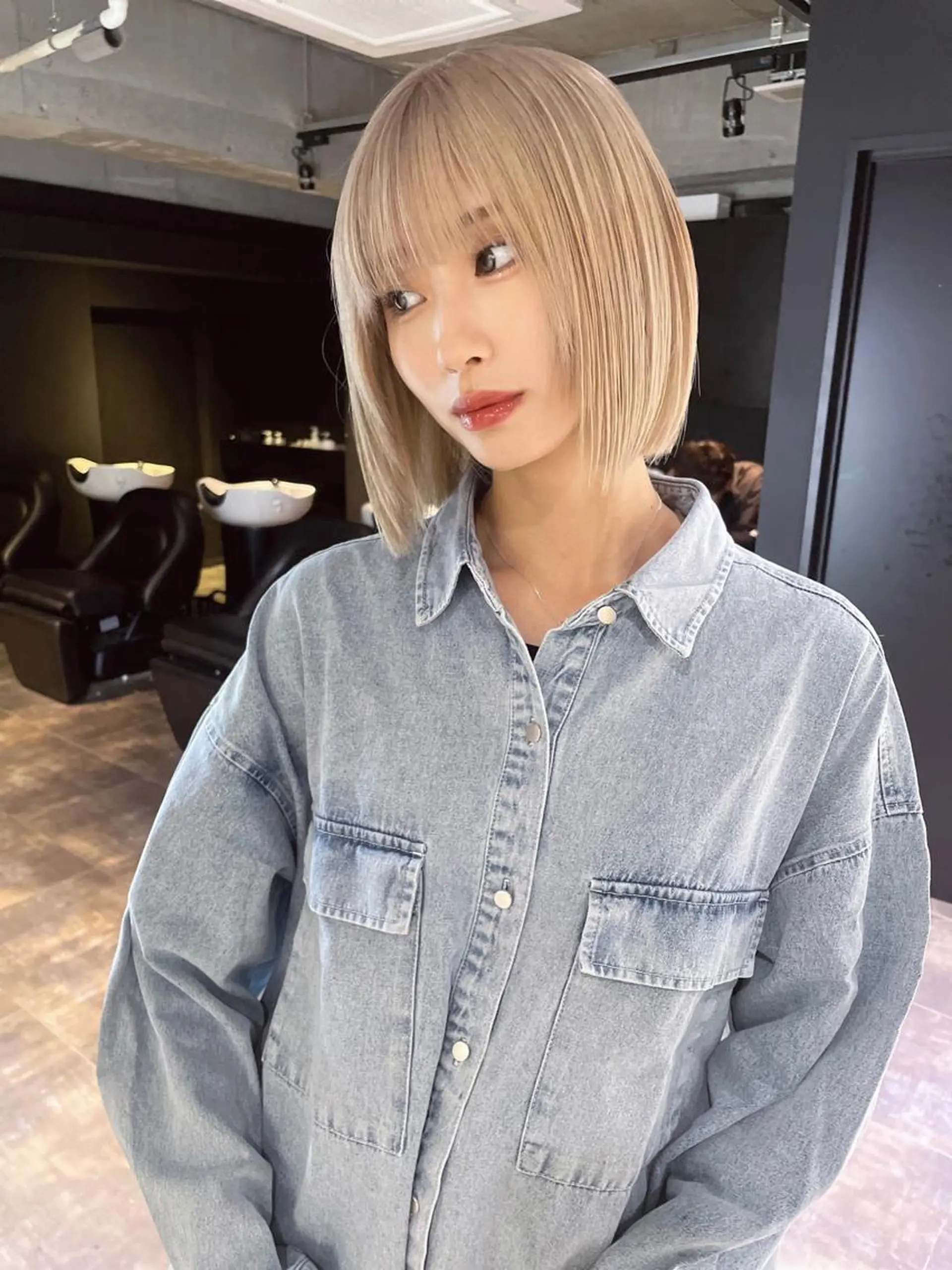 ショート カラー ブリーチ ブロンド ヘアカラー トリートメント 心斎橋/ブリーチ minamiのヘアスタイル