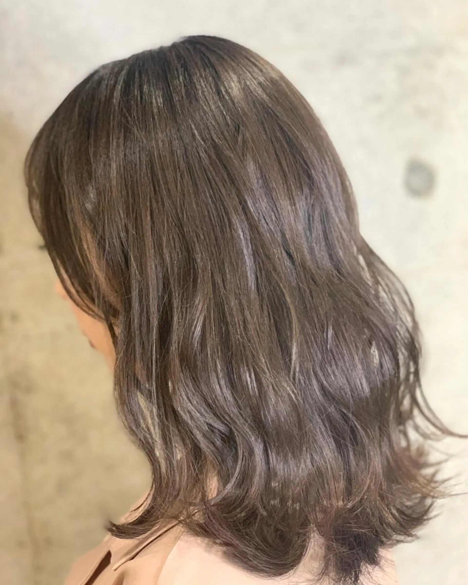 ミディアム カラー ヘアアレンジ 髪質改善×ハイトーン 中田啄也のヘアスタイル