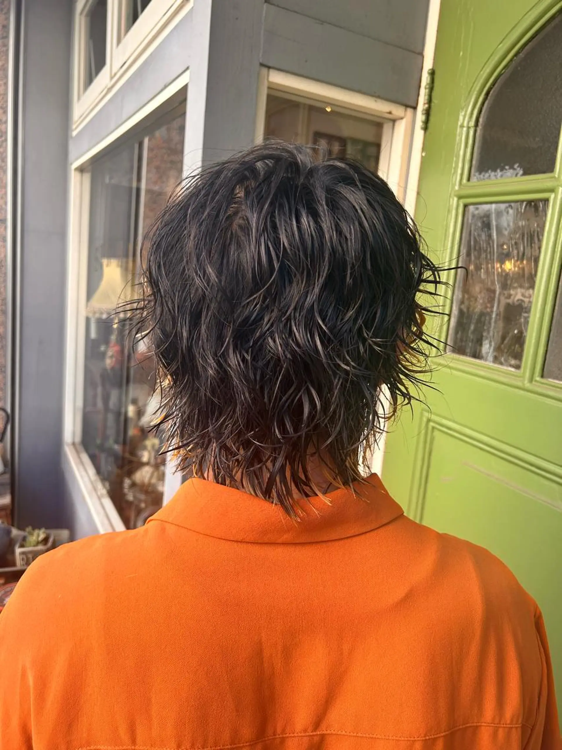 ミディアム パーマ ミディアムパーマ ウルフカット カット パーマ 清水千優/パーマ/透 明感カラー/メンズのヘアスタイル