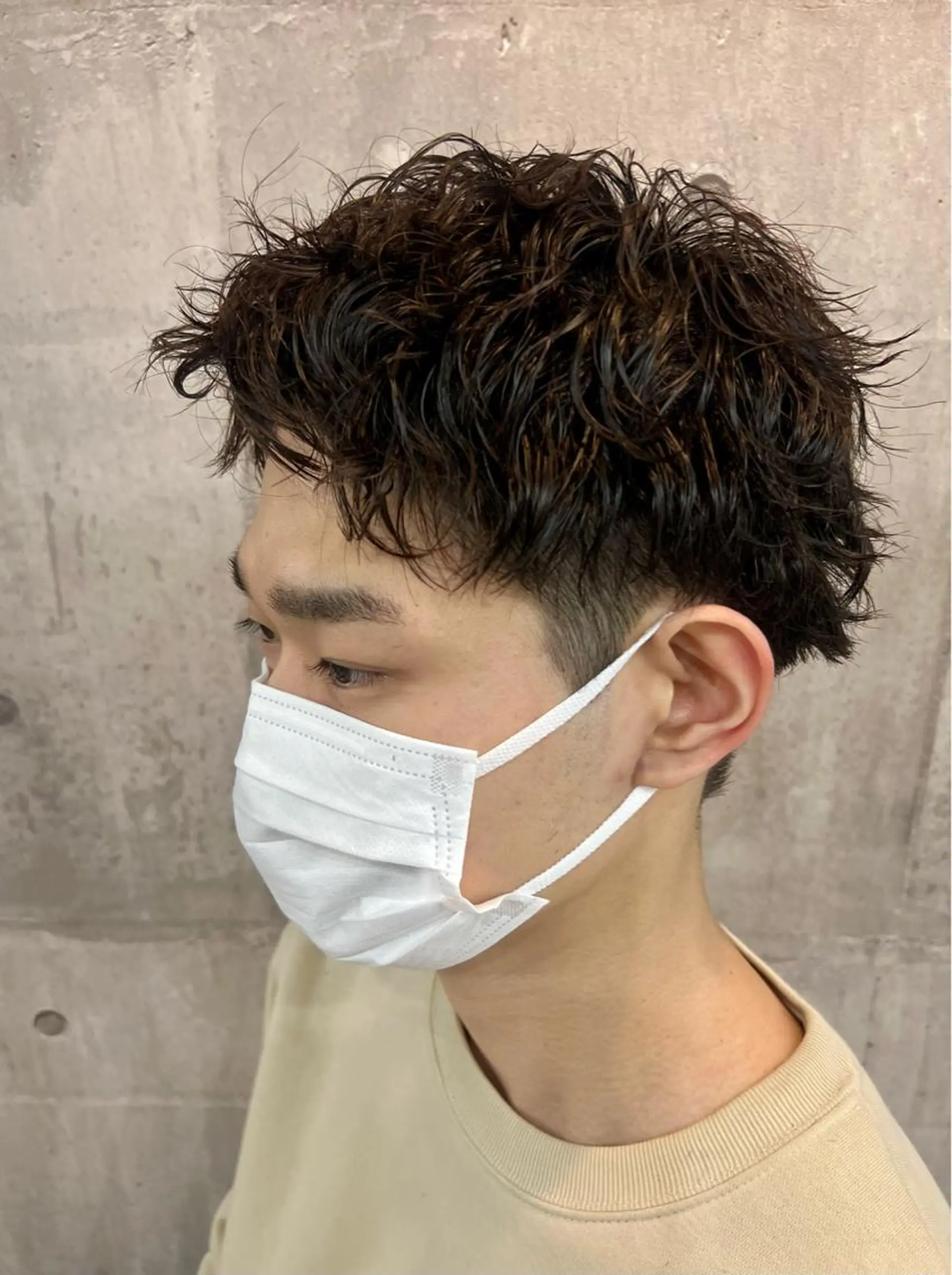 パーマ メンズ メンズパーマ ツイストスパイラルパーマ スパイラルパーマ レイヤー/韓国 ハイトーン興津史弥のヘアスタイル