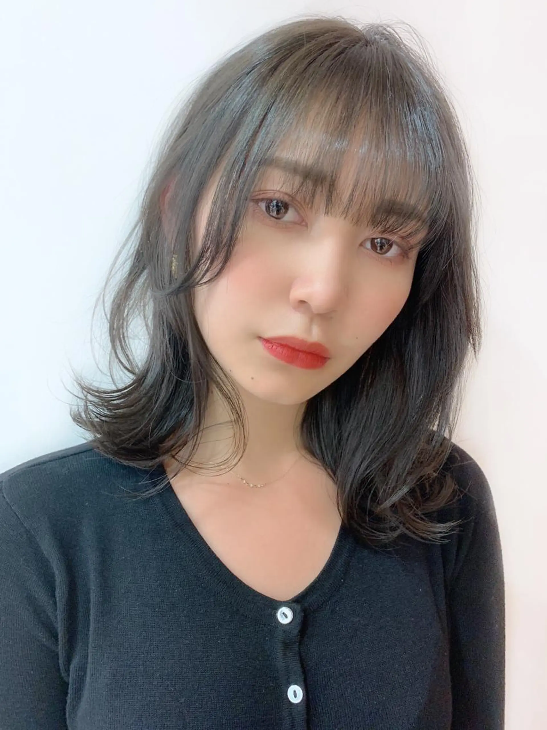 ミディアム カラー 寺山 佳貴のヘアスタイル