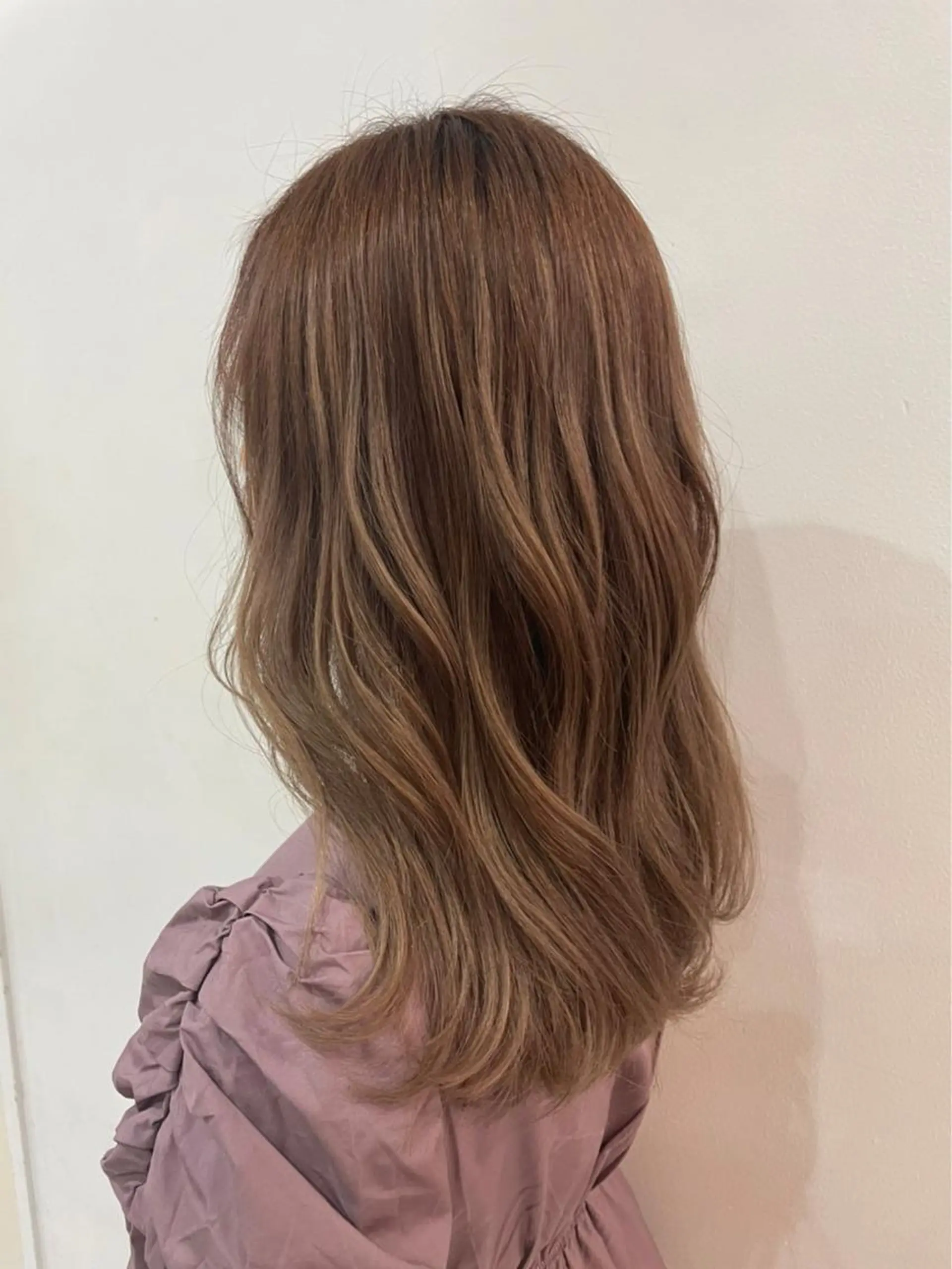 セミロング in'dexhair U所属・ブリーチ🌈ハイトー ンカラー ✨アニカ✨のヘアスタイル