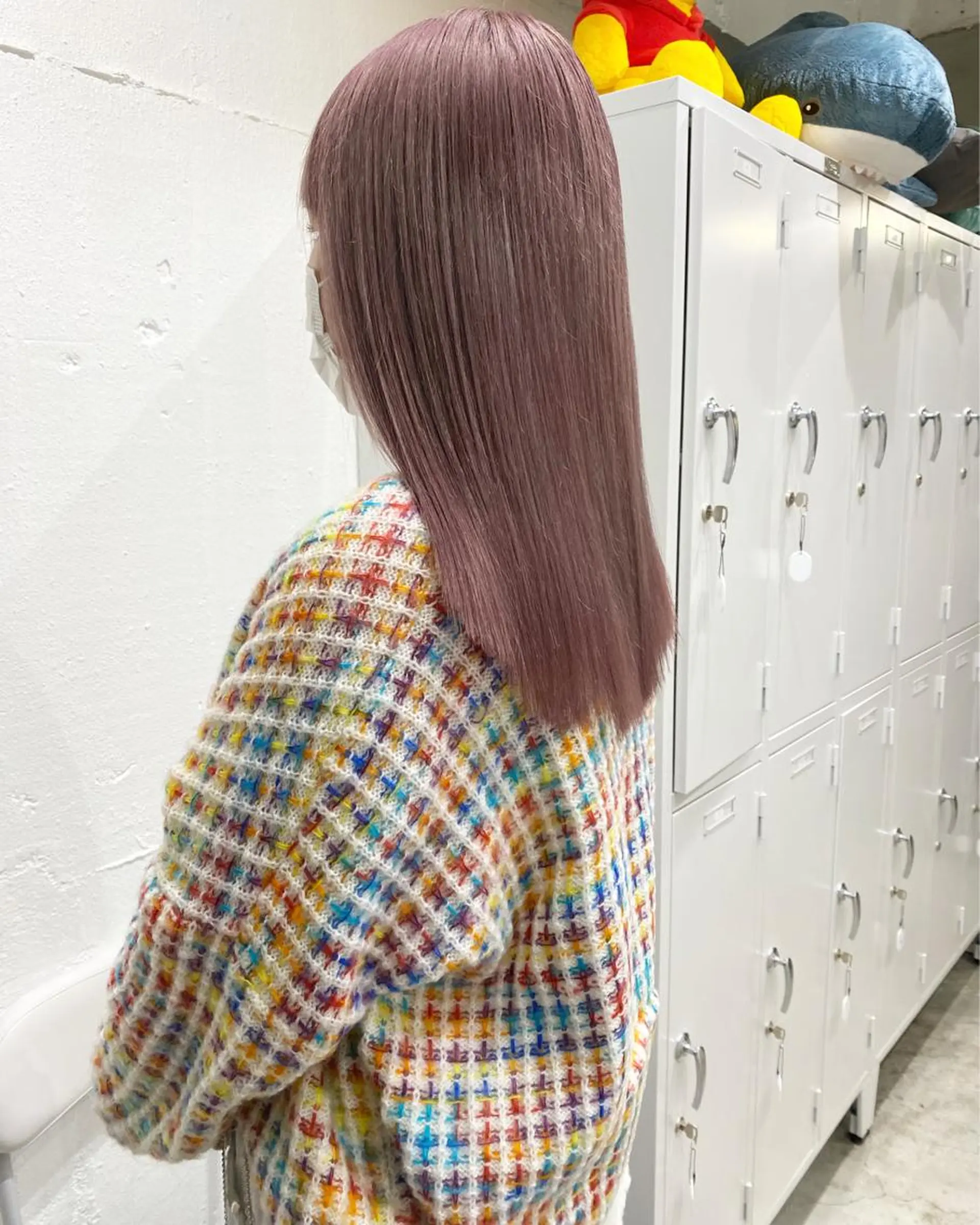 セミロング カラー ヘアアレンジ 切りっぱなしボブ アッシュ アッシュグレー ベージュカラー 黒髪 ササキカズマ〻透明感 〻色落ち〻赤み消しのヘアスタイル