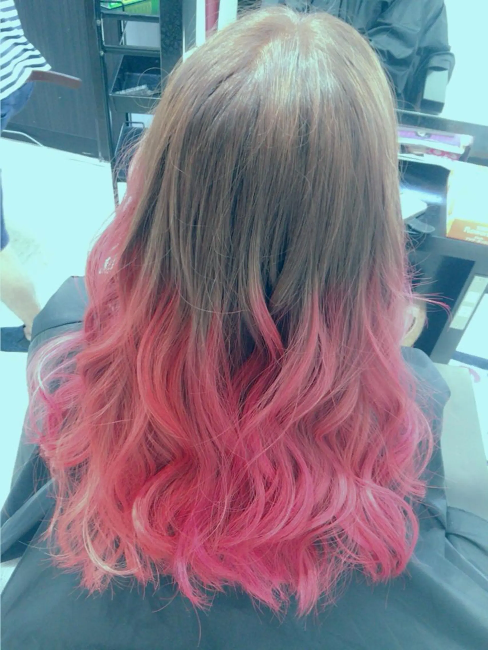 ショート ミディアム セミロング ロング カラー グラデーションカラー ピンクカラー UNDER vr 【アンダーバー】のヘアスタイル