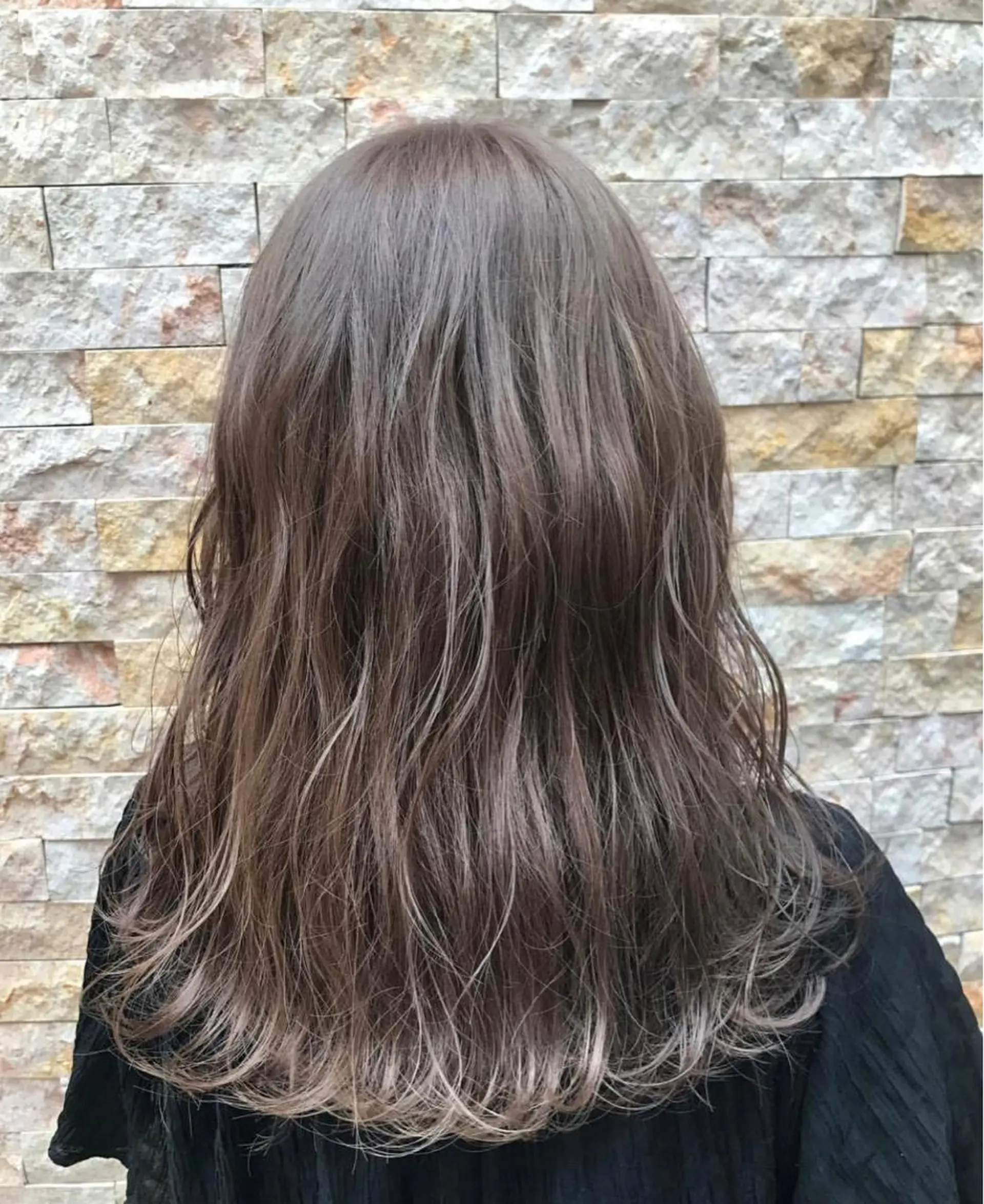 セミロング カラー 🌿nudeカラー/ レイヤー/藤原🌿のヘアスタイル