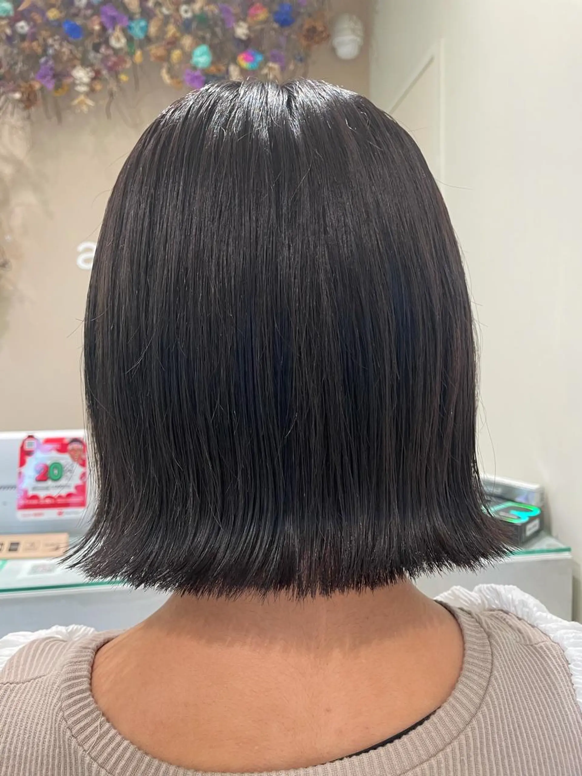 ショート カラー 切りっぱなしボブ 黒髪 ブルーカラー ブルーブラック ボブ ボブ/インナーカラー /眉毛/Miyuのヘアスタイル