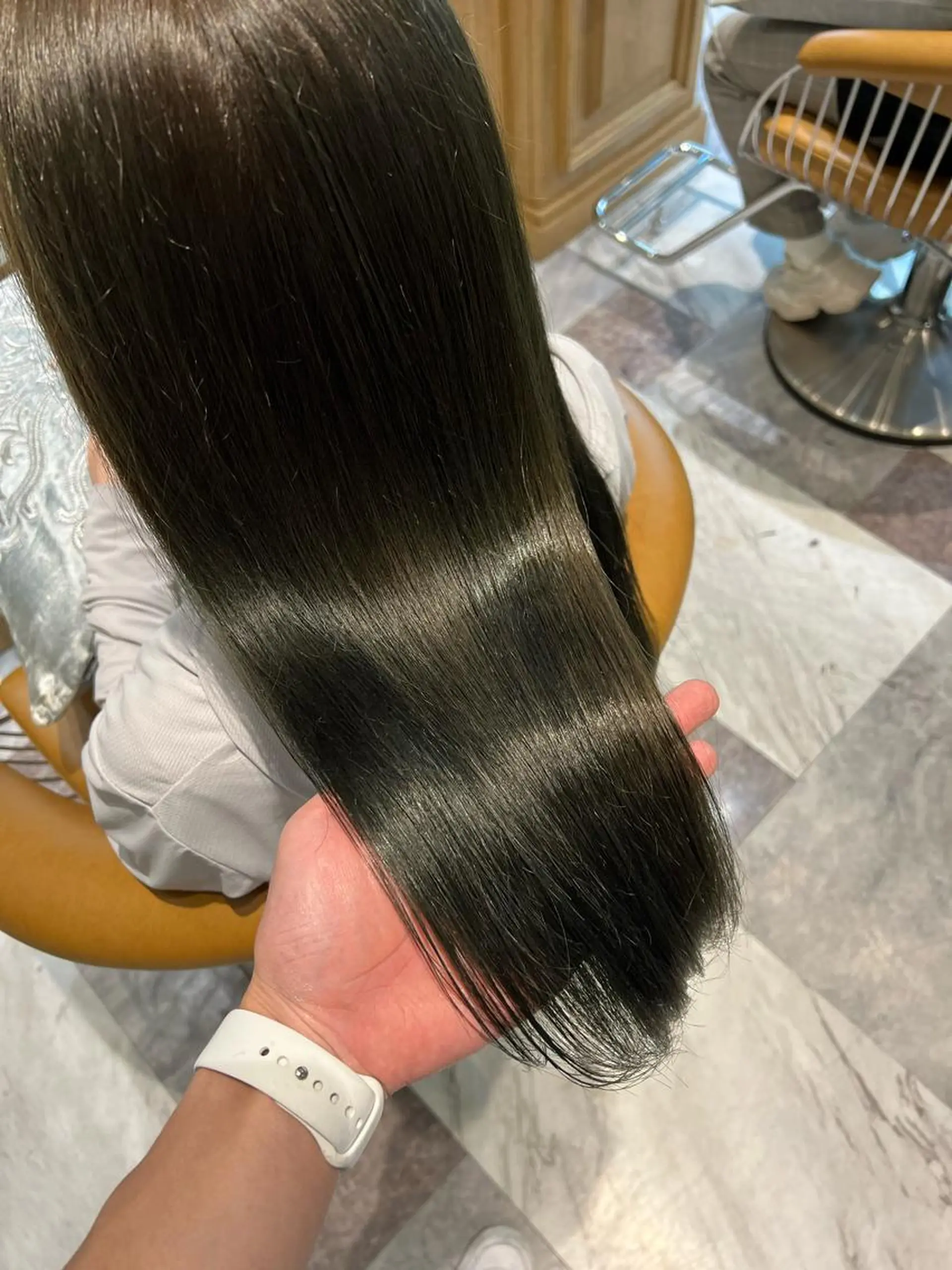 セミロング カラー カット ヘアカラー トリートメント レイヤーカット/ 顔周り 五島巨幹のヘアスタイル