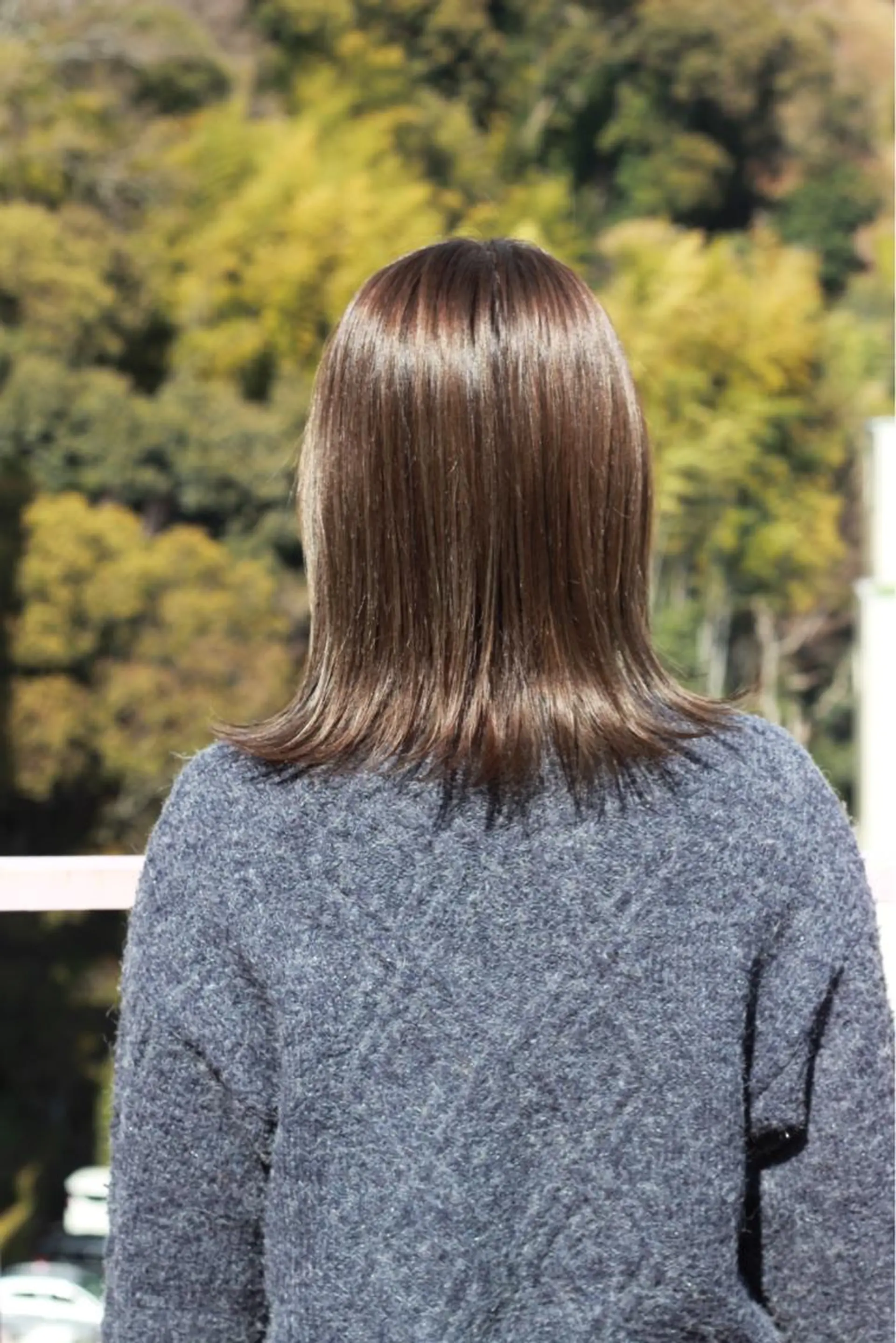 ミディアム カラー グレージュ カーキグレージュ カット ヘアカラー Viage （ビアージュ）のヘアスタイル