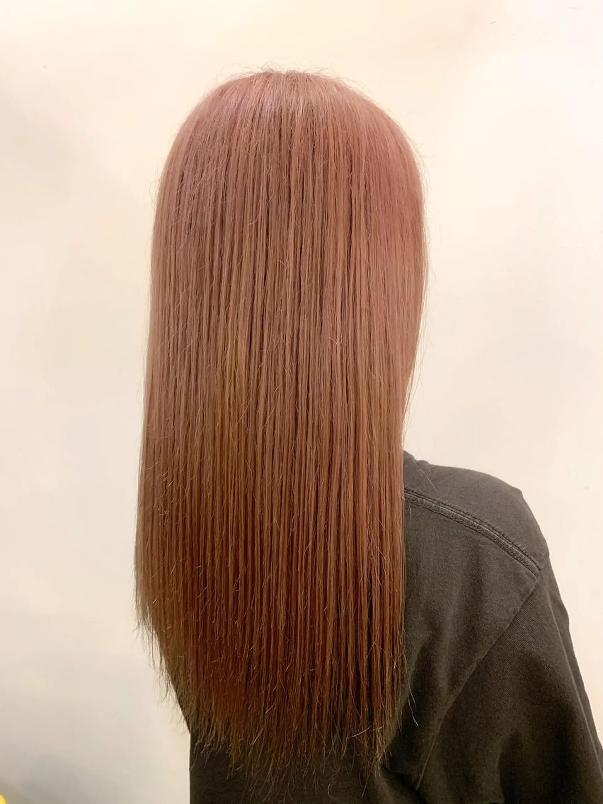 セミロング カラー ヘアアレンジ ピンクカラー カット ヘアカラー トリートメント ヘッドスパ ヘアセット 〽️magico/ ウルフDaiki〽️のヘアスタイル