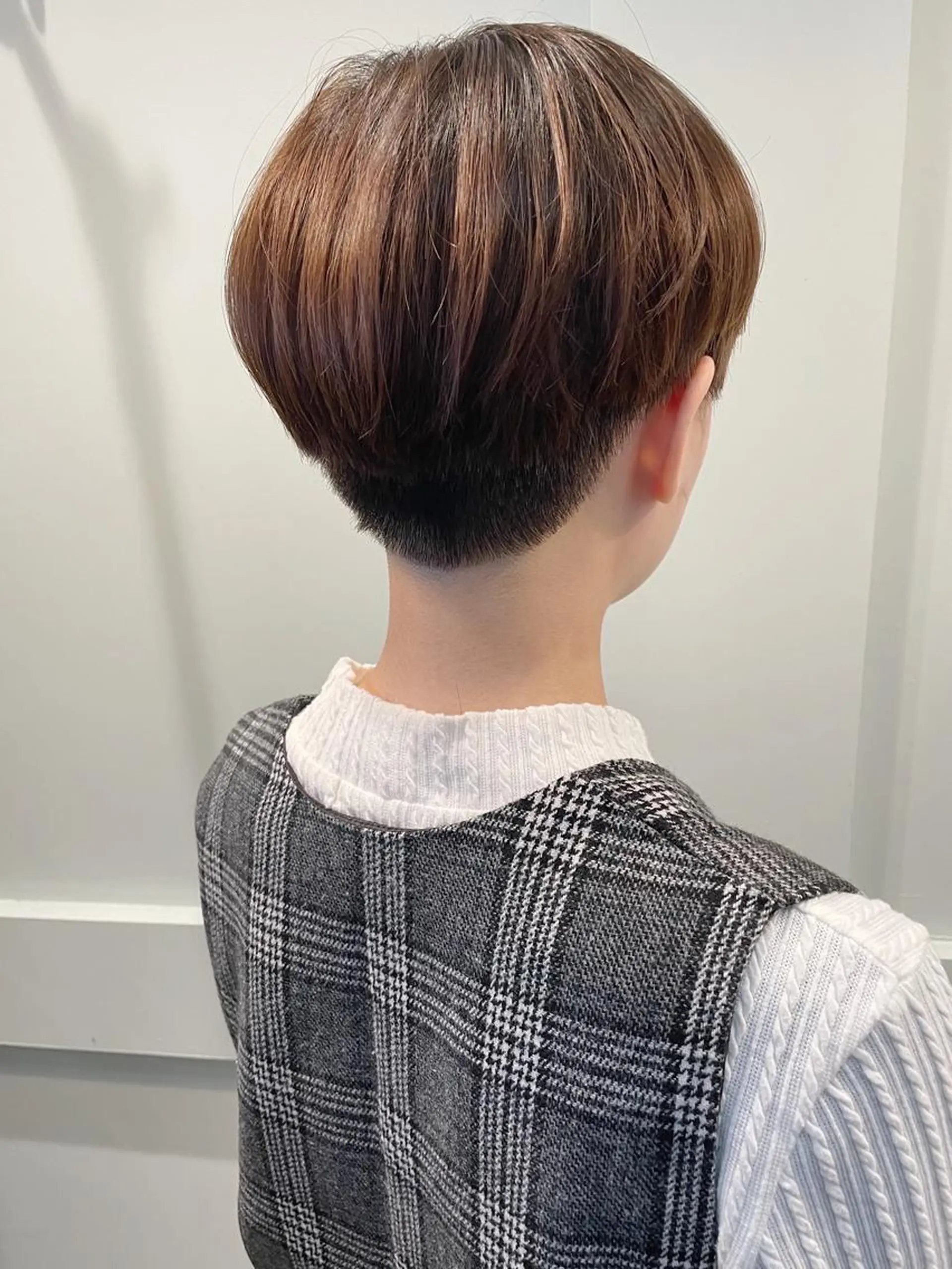 ショート ケアブリーチ /髪質 改善/古橋圭史郎のヘアスタイル