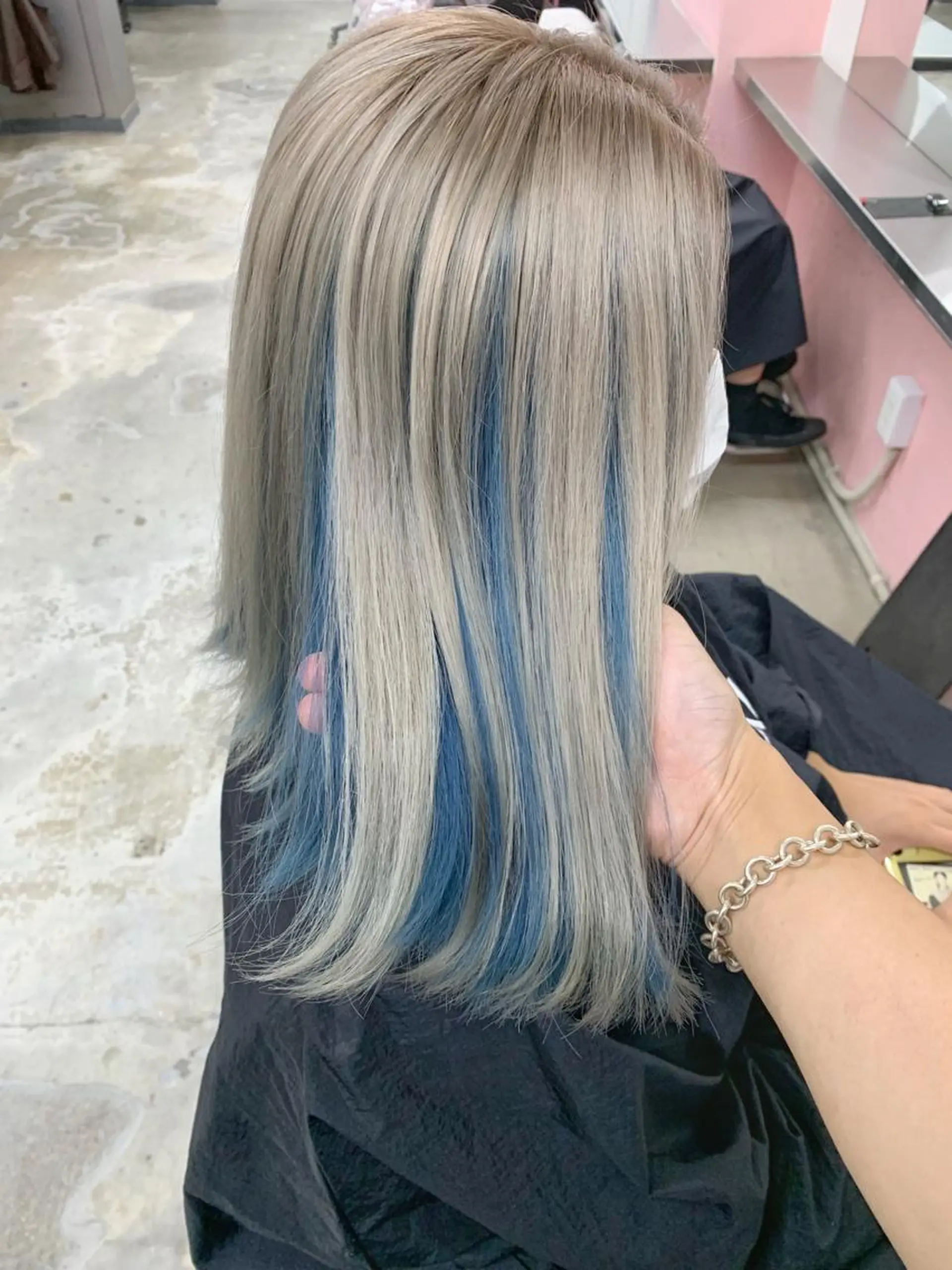 ロング カラー ベージュカラー ブルーカラー ホワイトベージュ 🌈ハイトーン/ボブ 長江理志🌈のヘアスタイル