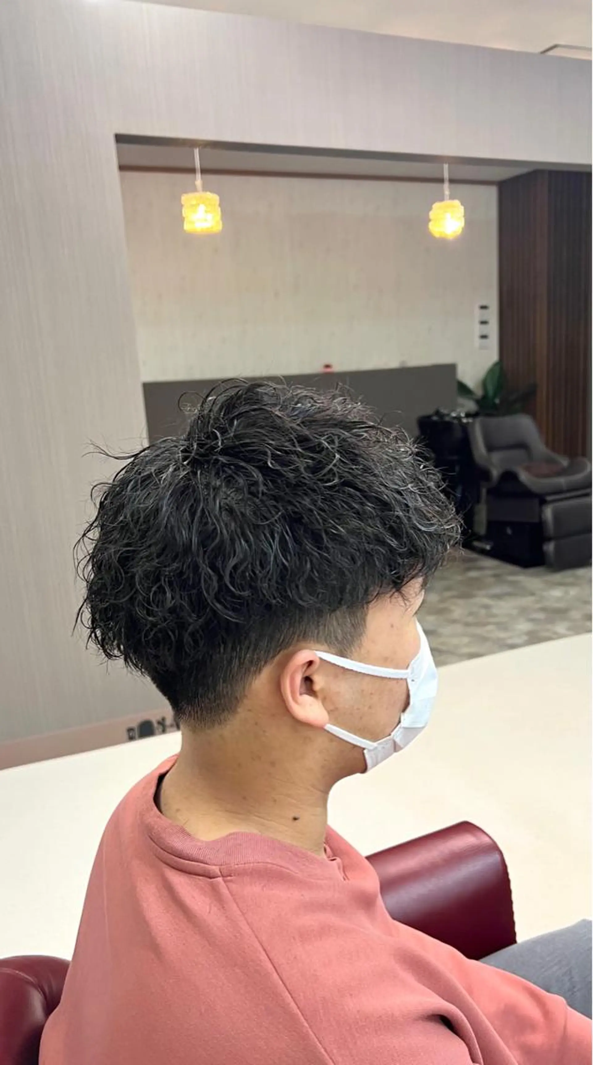 ショート パーマ メンズ 波巻きパーマ ショートヘア KEN 🌟のヘアスタイル