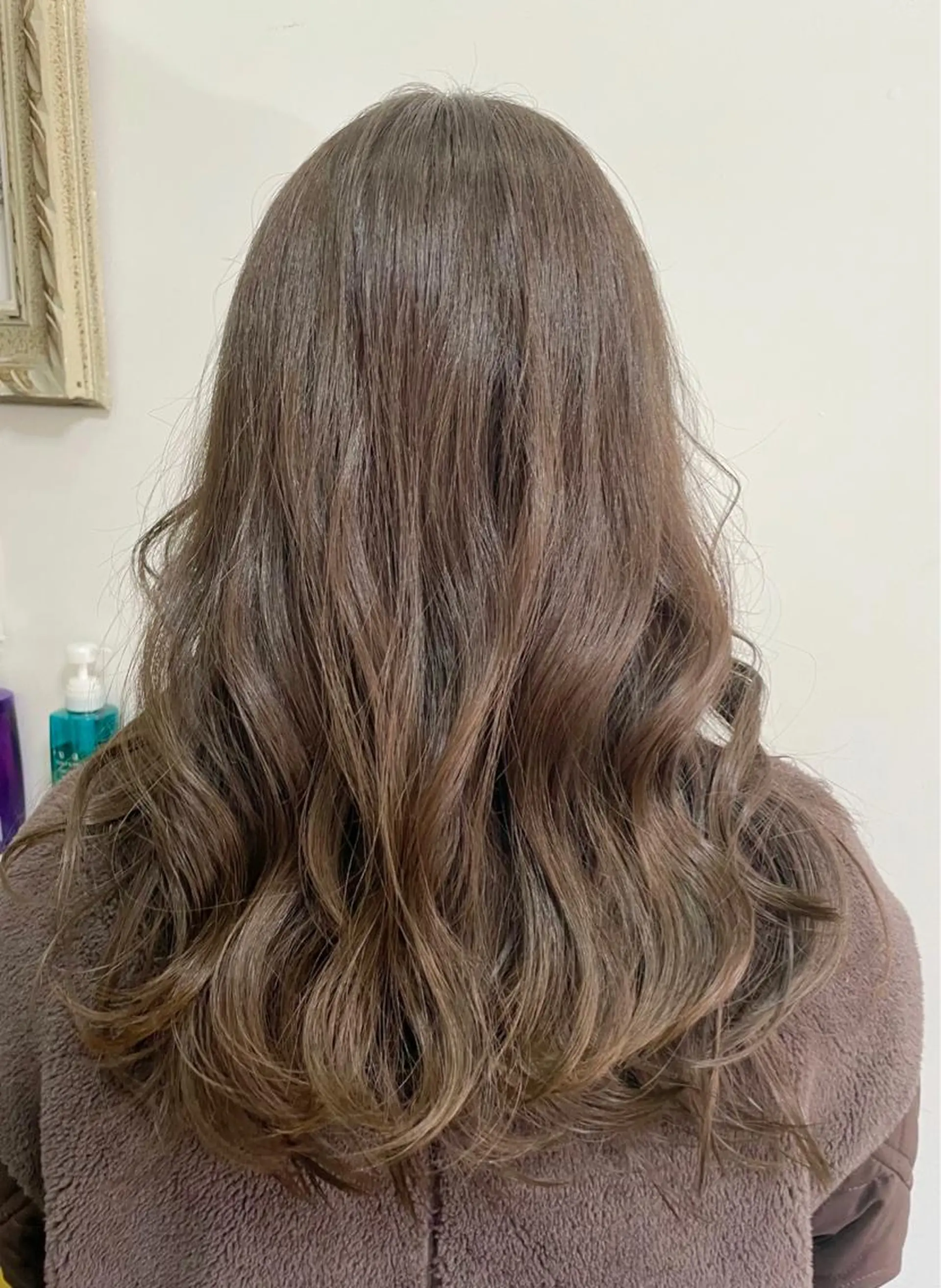 ロング カラー オリーブカラー ロング 奥田 誠司のヘアスタイル