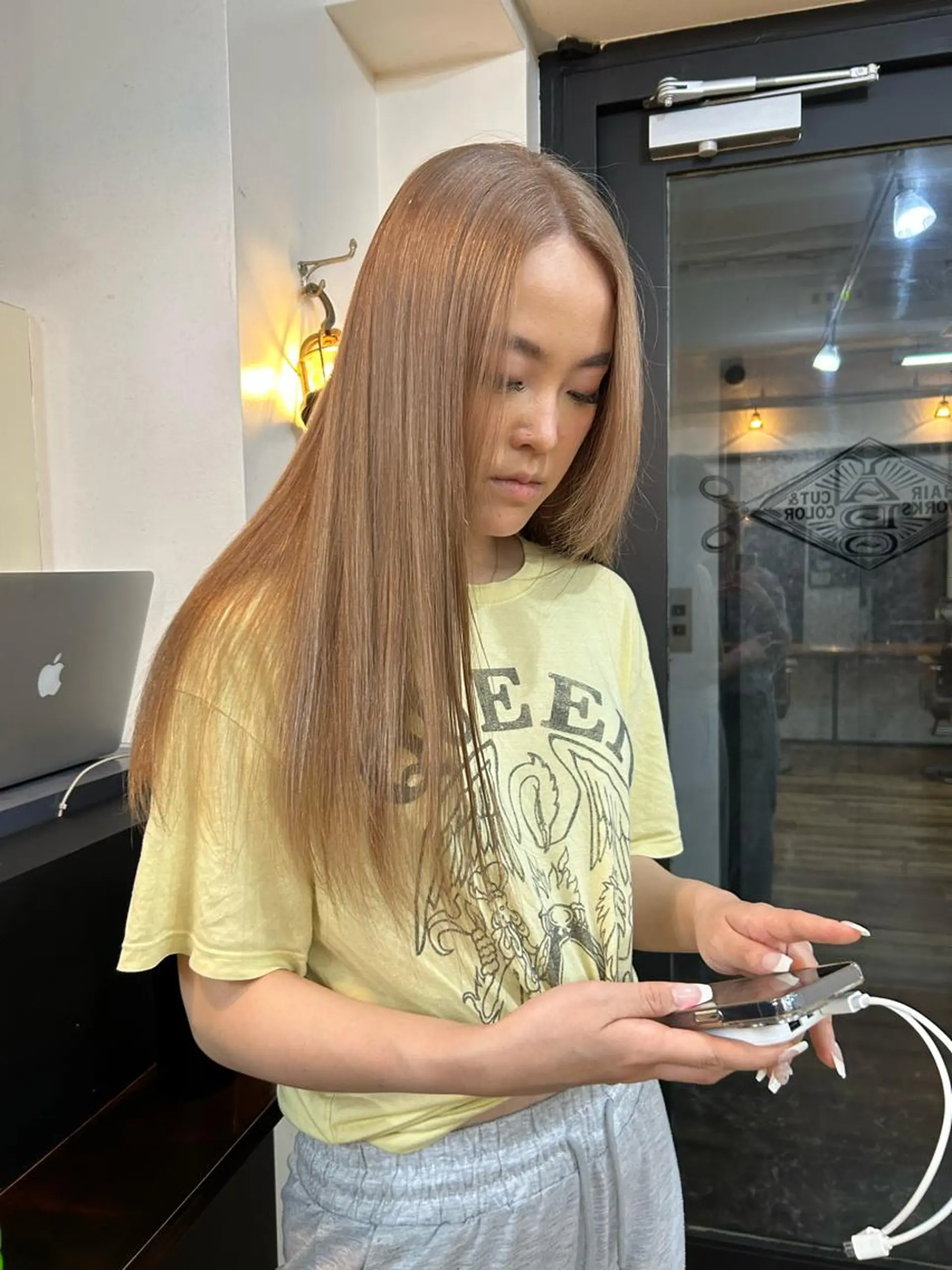 ロング カラー ハイトーンカラー ⭐️NAZUNAのヘアスタイル