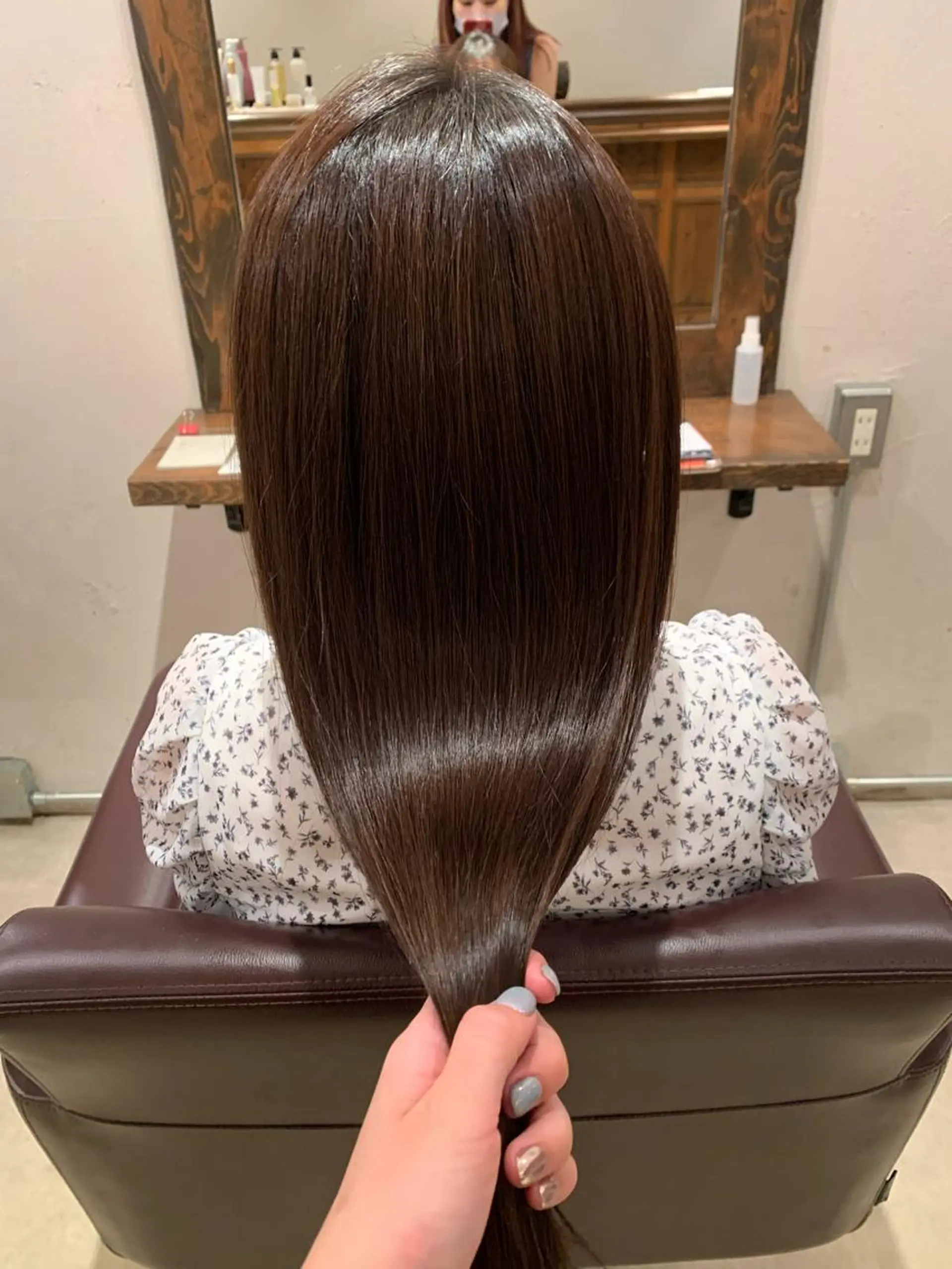 ロング カラー 透明感/オリーブ/ グレージュ/YUKAのヘアスタイル