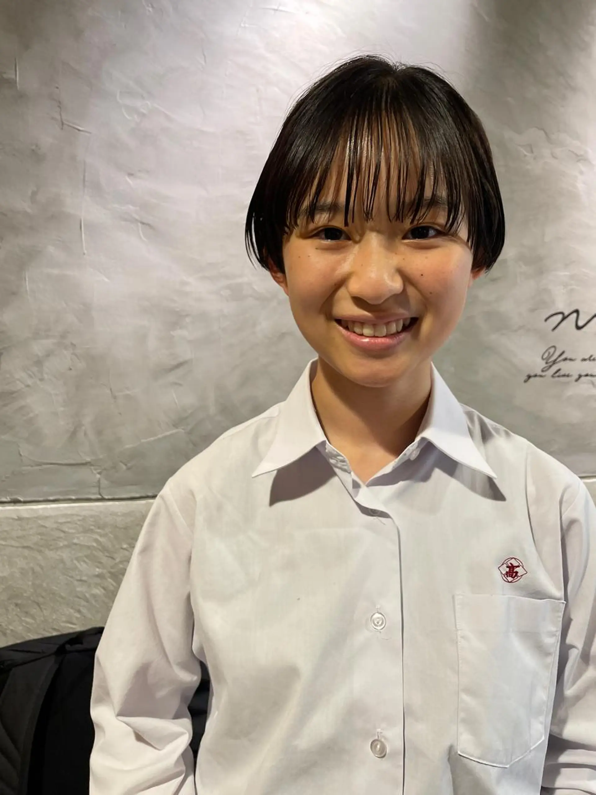 ショート カット さの あやねのヘアスタイル