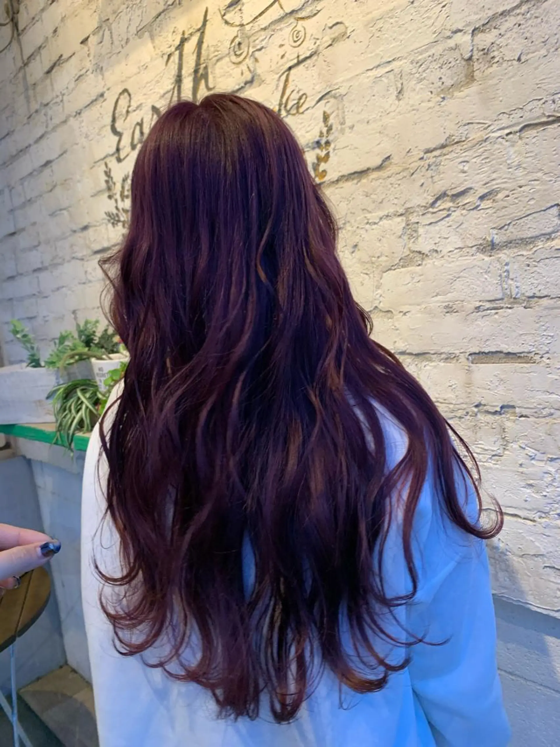 ロング カラー ピンクカラー EARTH 榎本のヘアスタイル