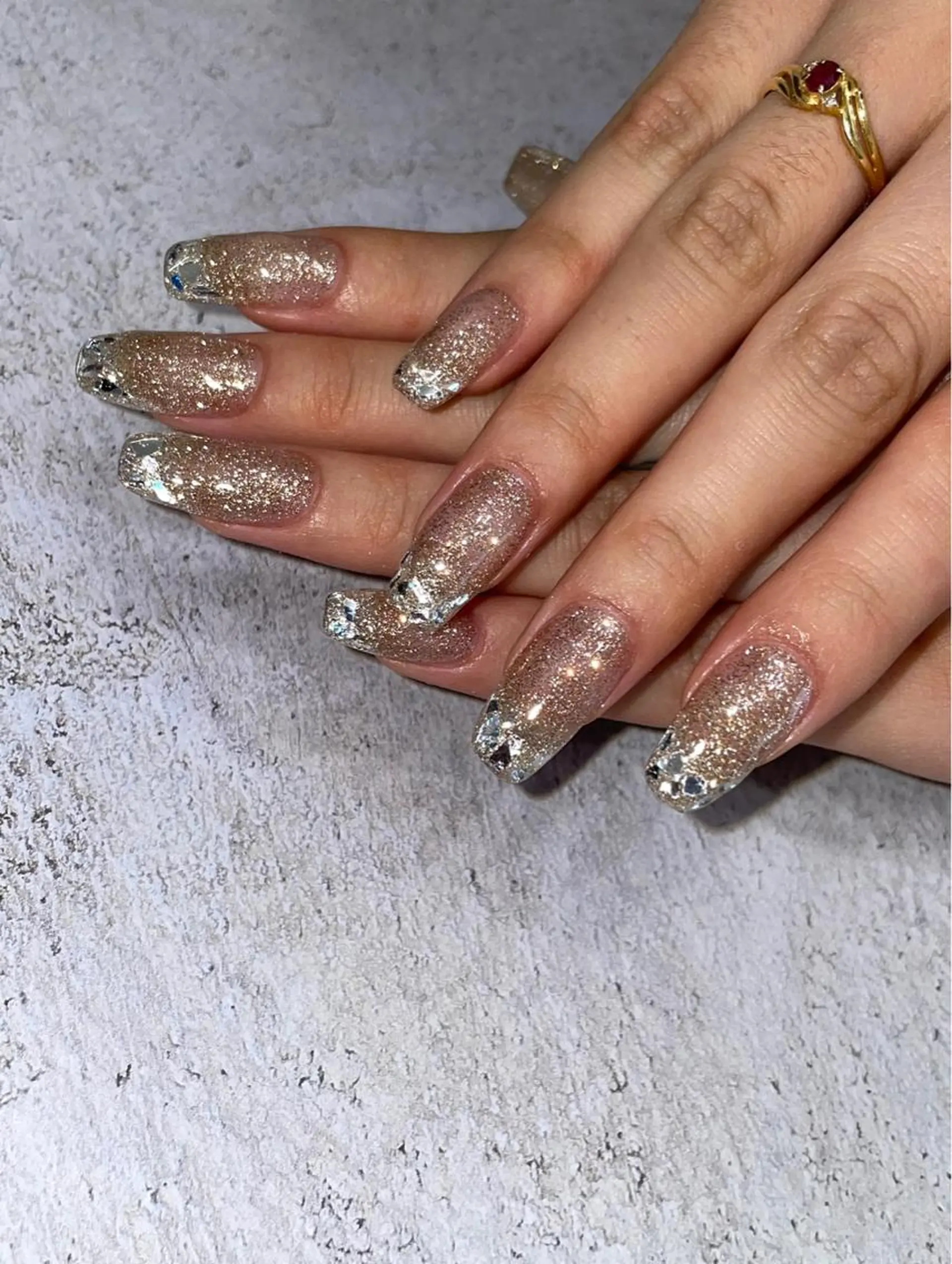 ネイル フレンチネイル ガラスフレンチ ラメ(グリッター) ワンホンネイル nail salon CIELのネイルデザイン