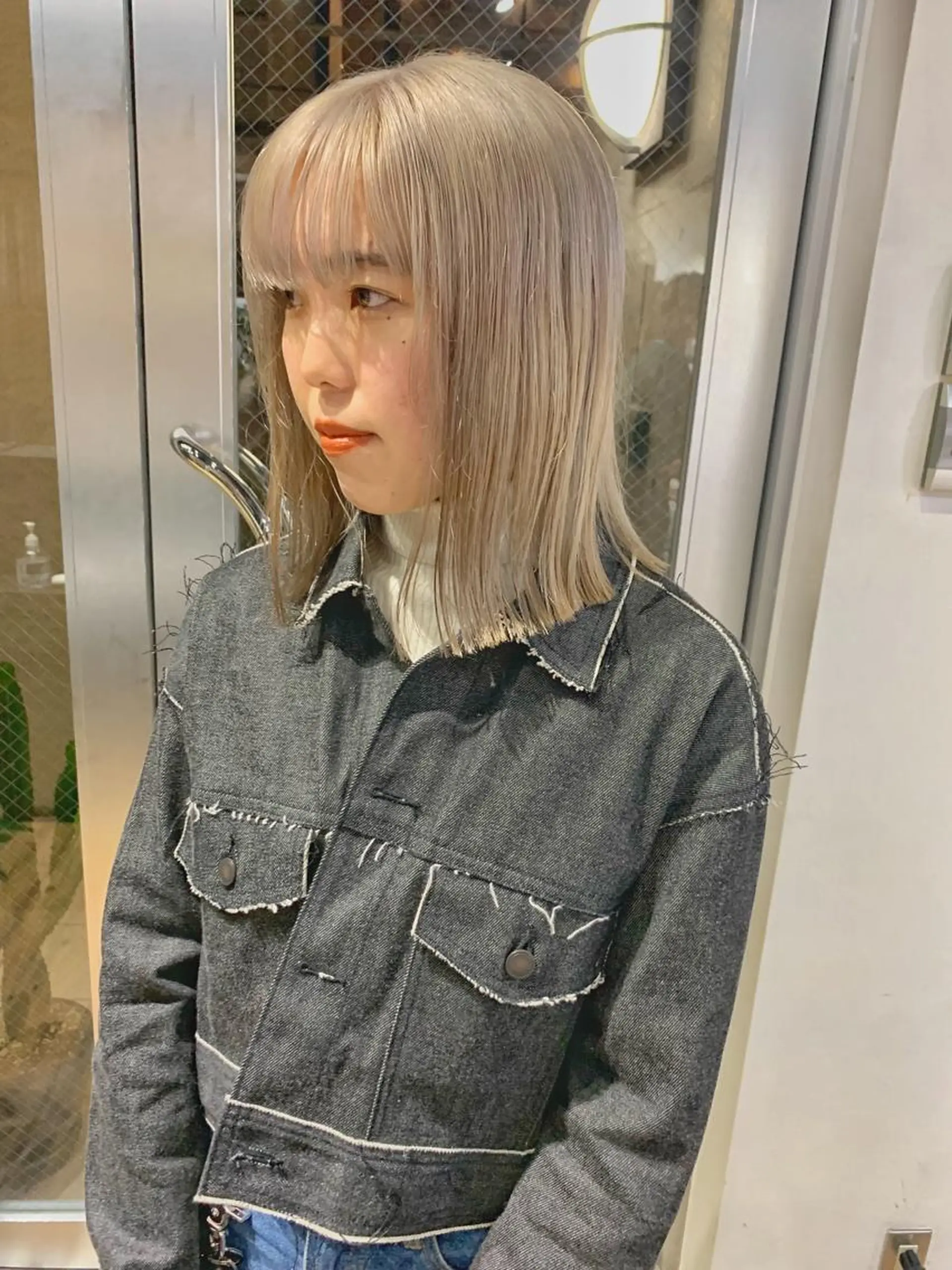 ミディアム カット ヘアカラー ハイトーンNo.1✨ パーマ✨イマイタツヤのヘアスタイル