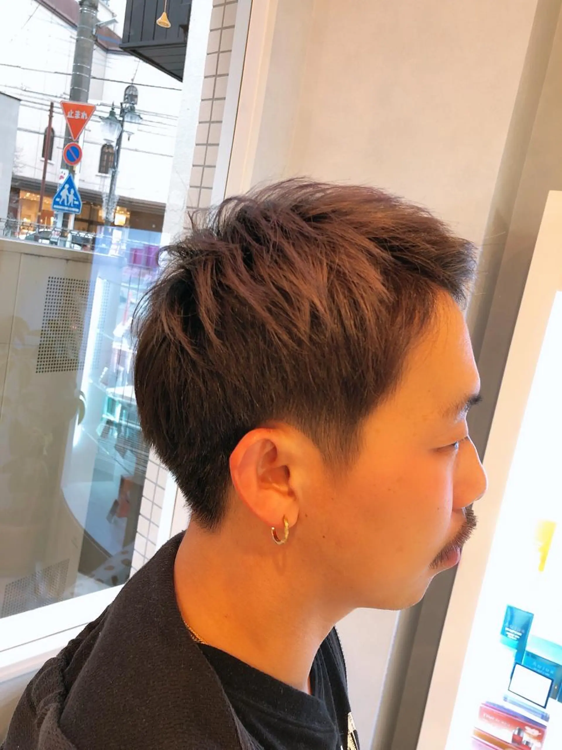 メンズ メンズブリーチ カット ヘアカラー 阿部 美咲のヘアスタイル