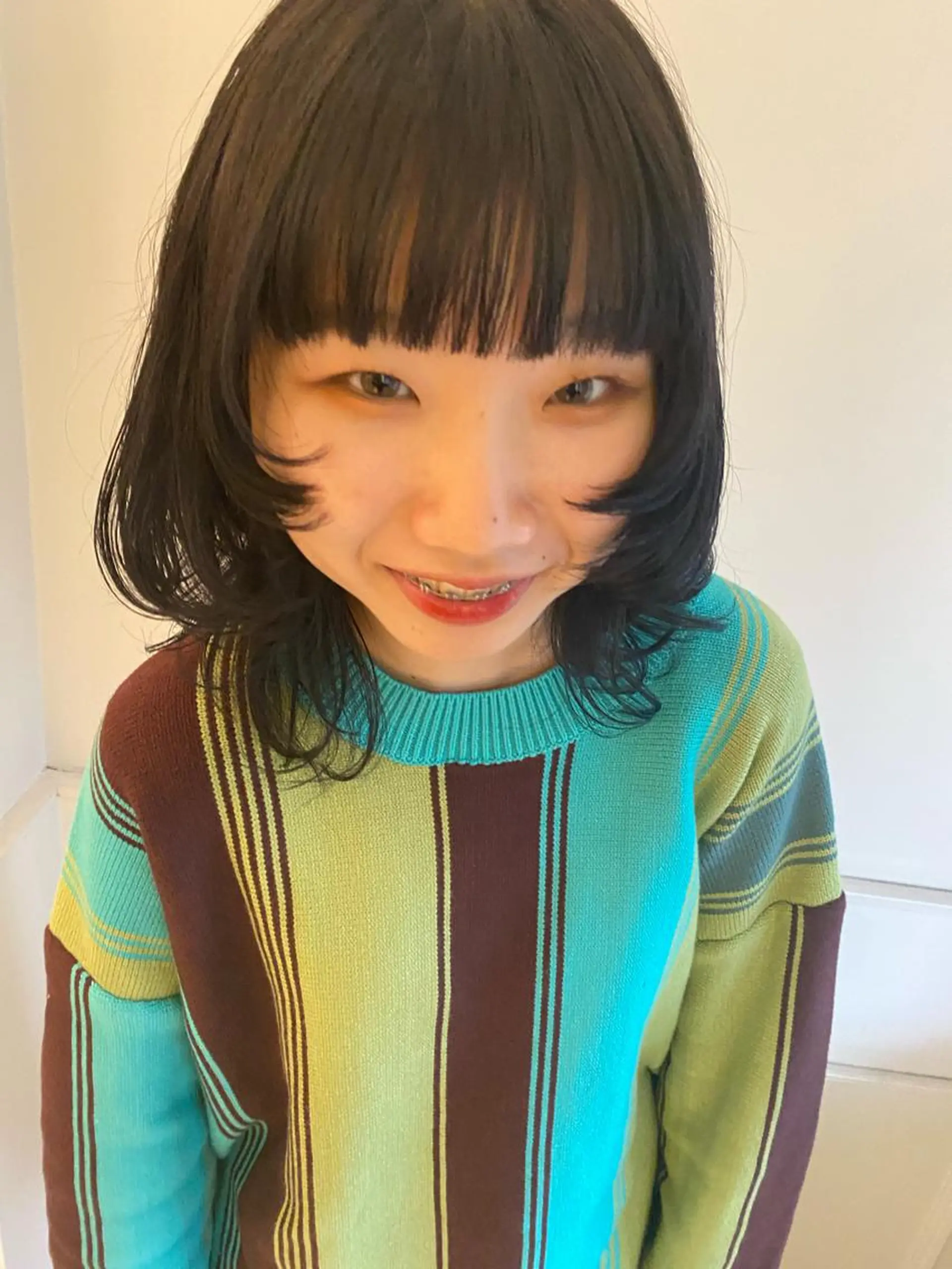 ミディアム saya🌿レイヤー カット/透明感カラーのヘアスタイル