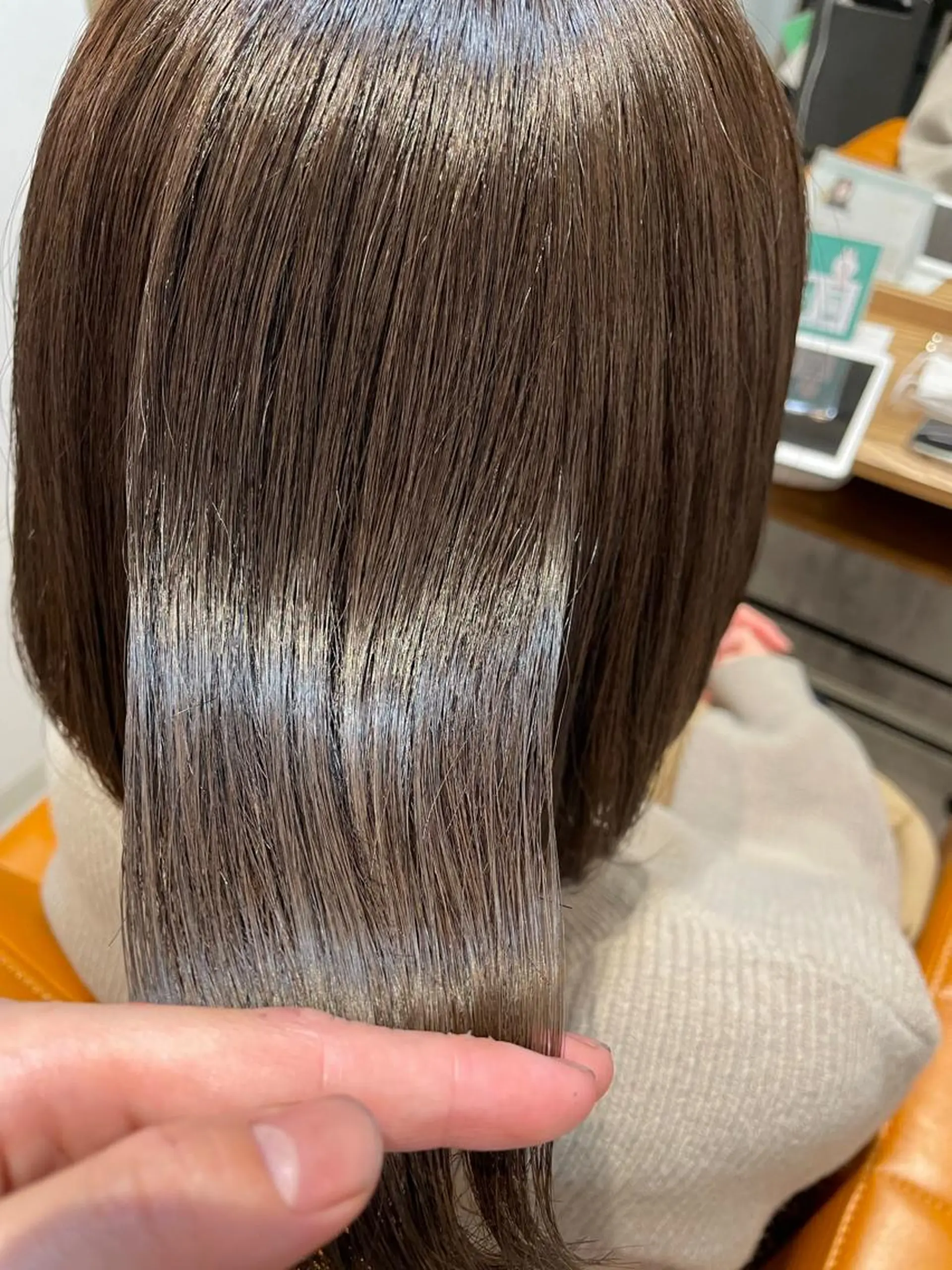 ミディアム 小松崎 結花のヘアスタイル