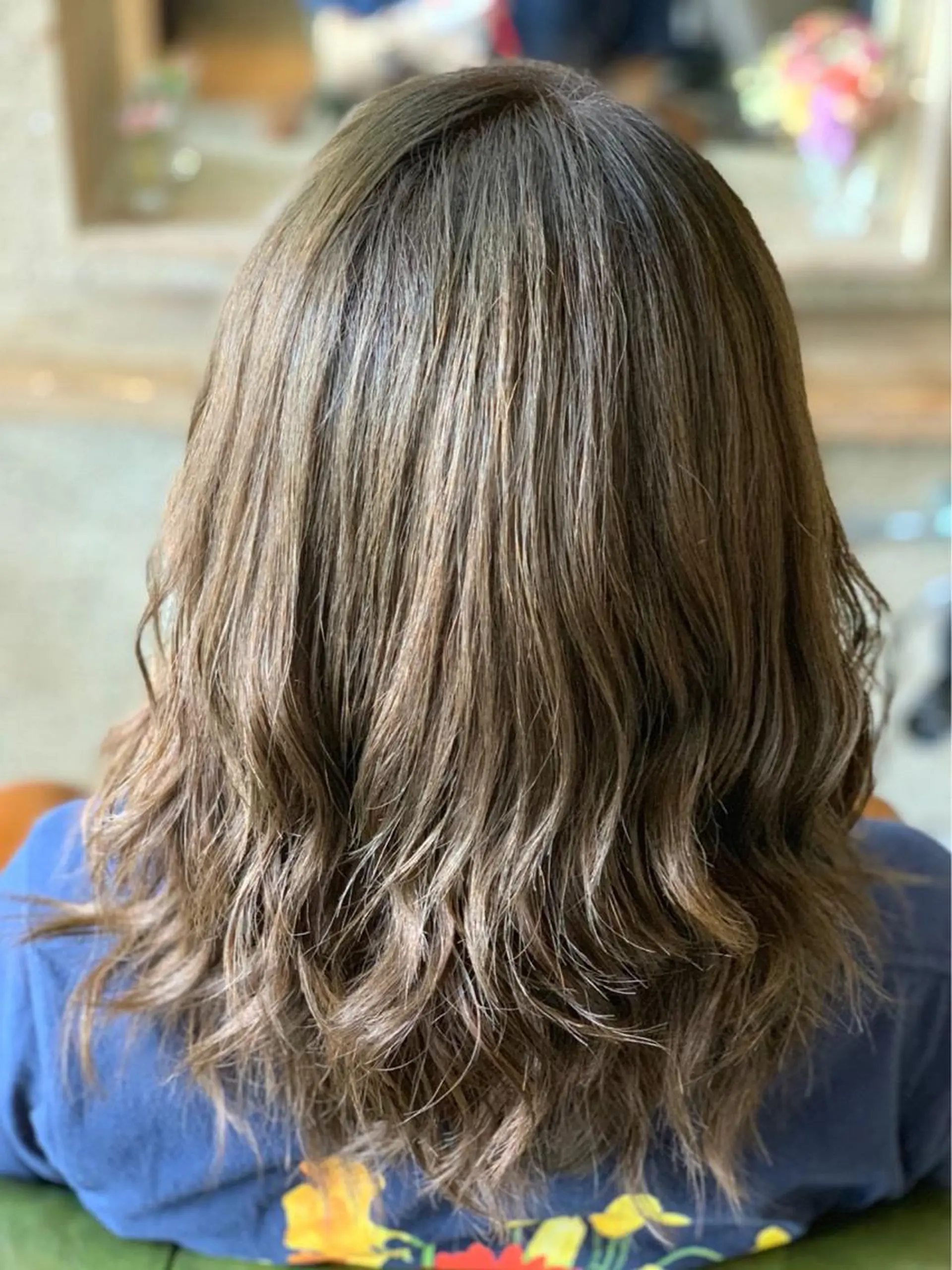 ミディアム カラー Minako 【Charmant】のネイルデザイン