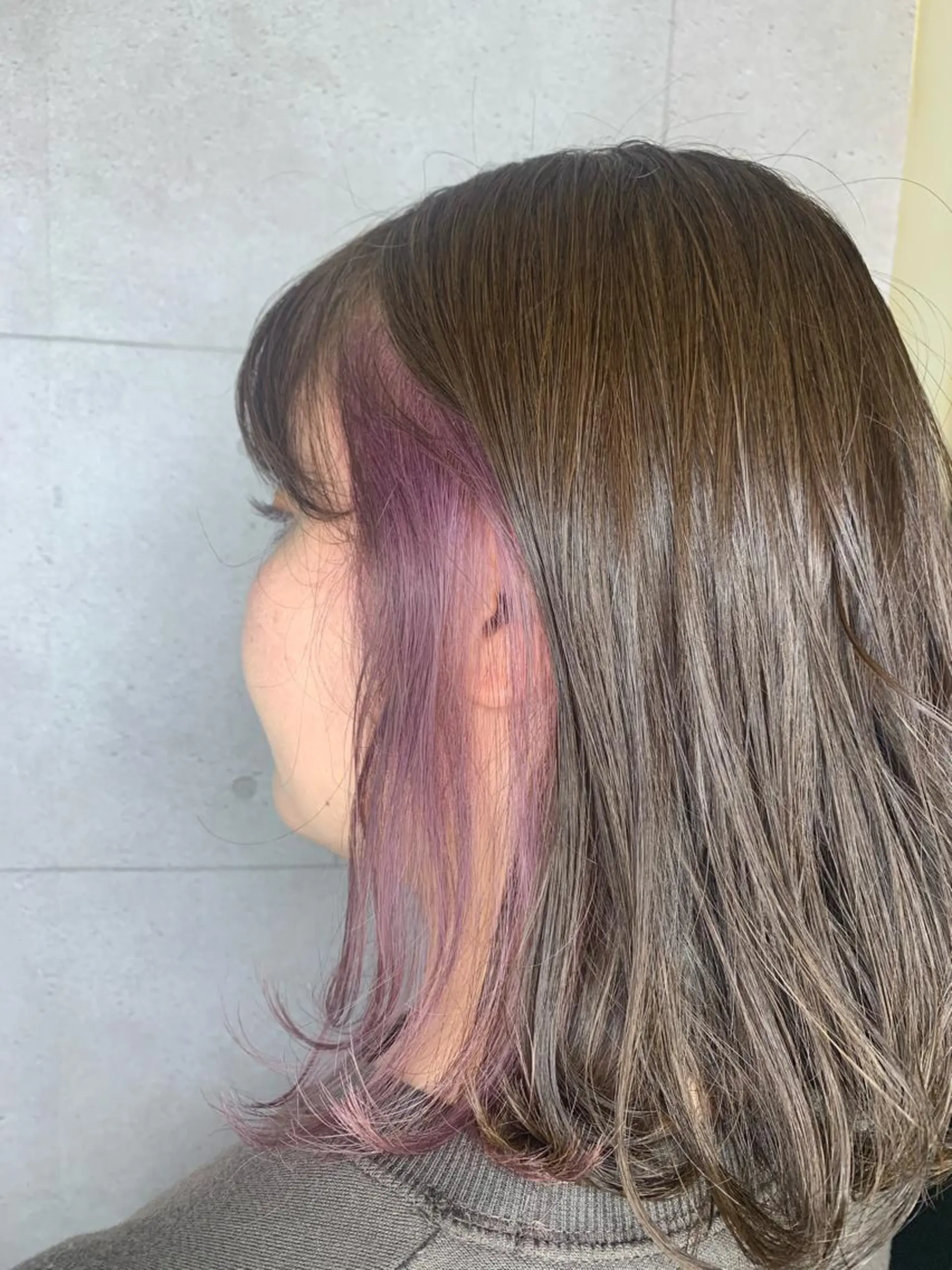 ミディアム カラー アッシュ パープルカラー パープルアッシュ 高橋友里亜 /フリーランスのヘアスタイル