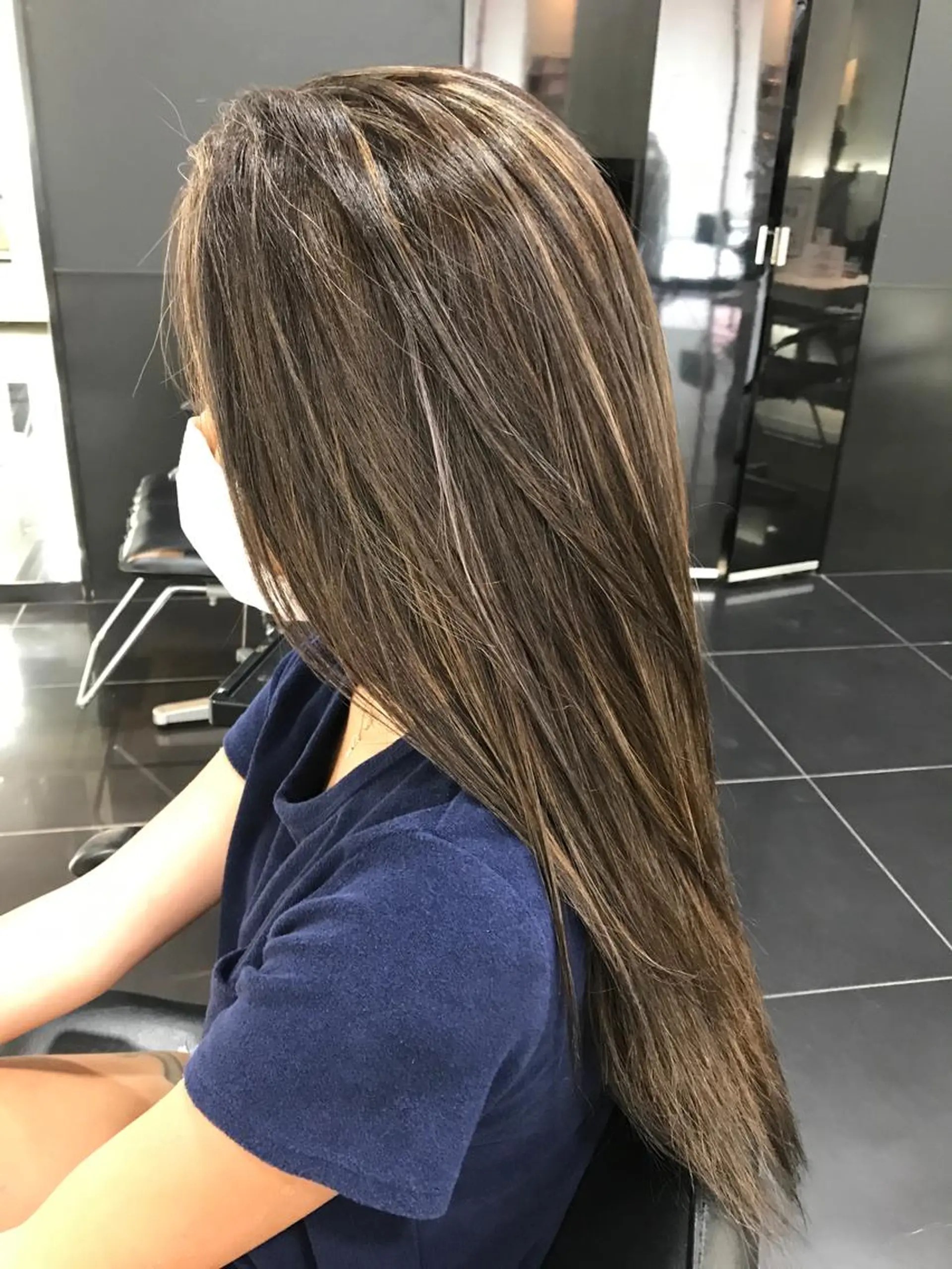 ロング カラー 関口 友行のヘアスタイル