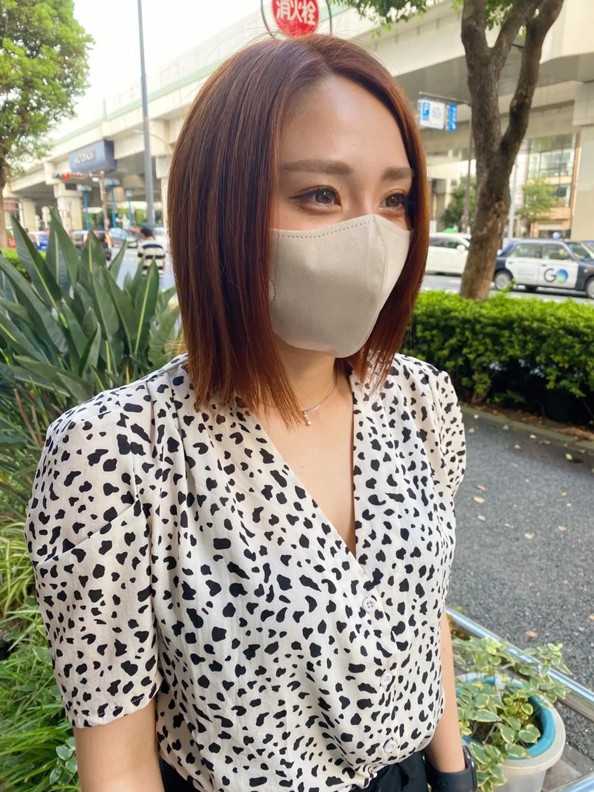 ショート カラー ブラウンカラー カッパーブラウン モモカ/ハイトーン /バレイヤージュのヘアスタイル