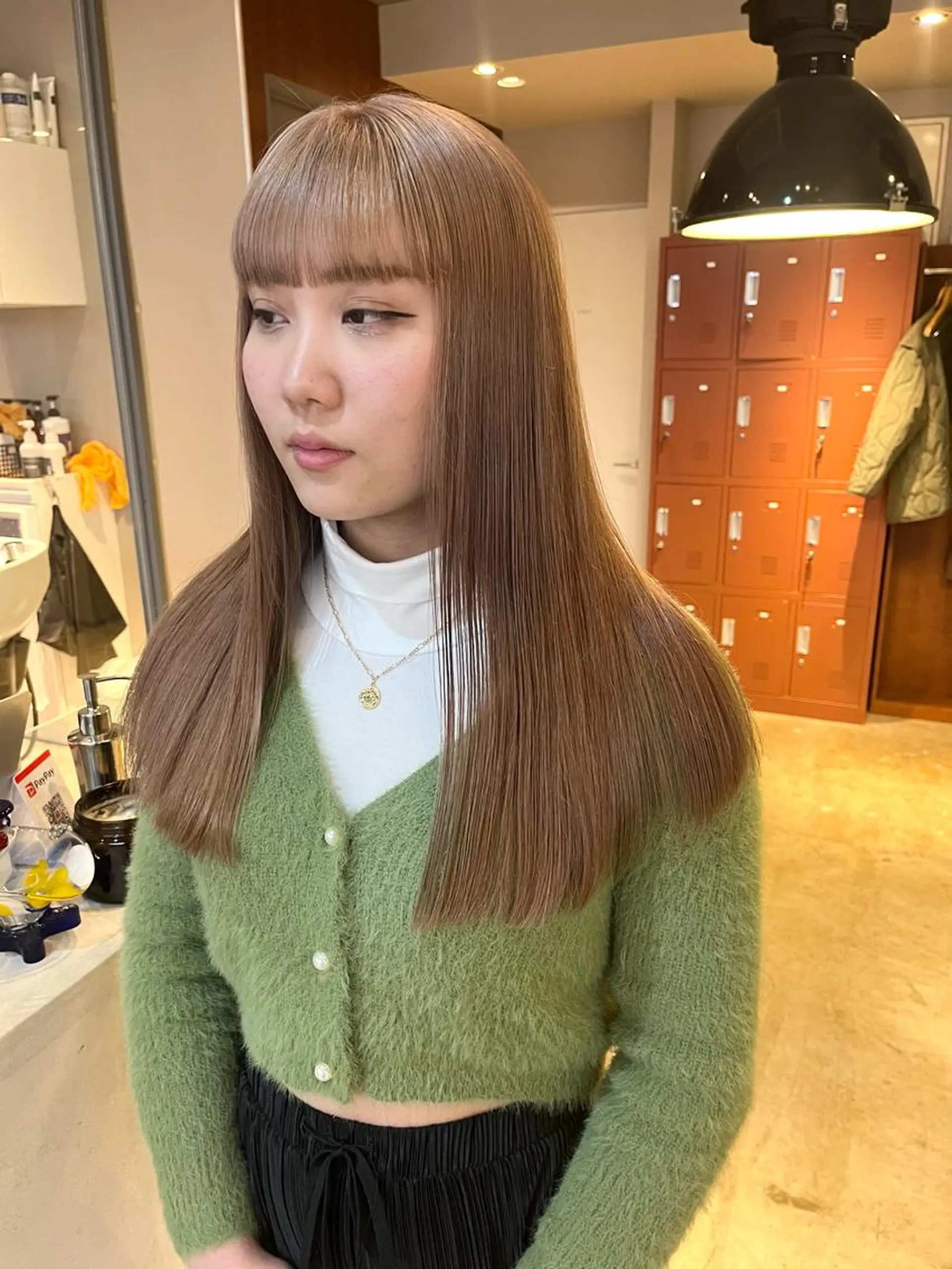 ロング カラー ベージュカラー ミルクティーベージュ ヘアカラー トリートメント 🩷ハイトーン透明感 レイヤー🩷ユリカのヘアスタイル