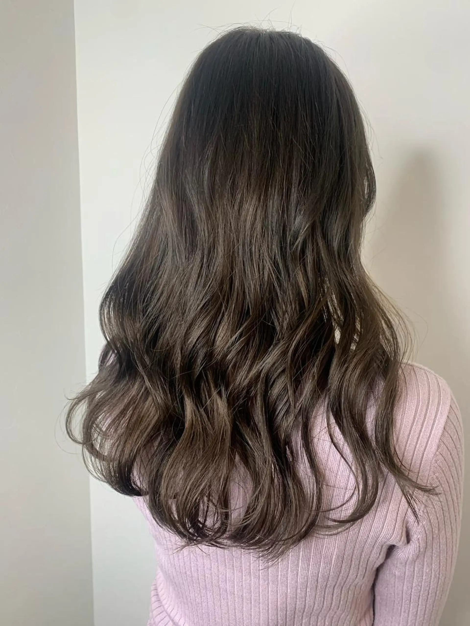 セミロング Hair Resort Noble(ヘアリゾートノーブル)所属・オオヤ カナのヘアスタイル