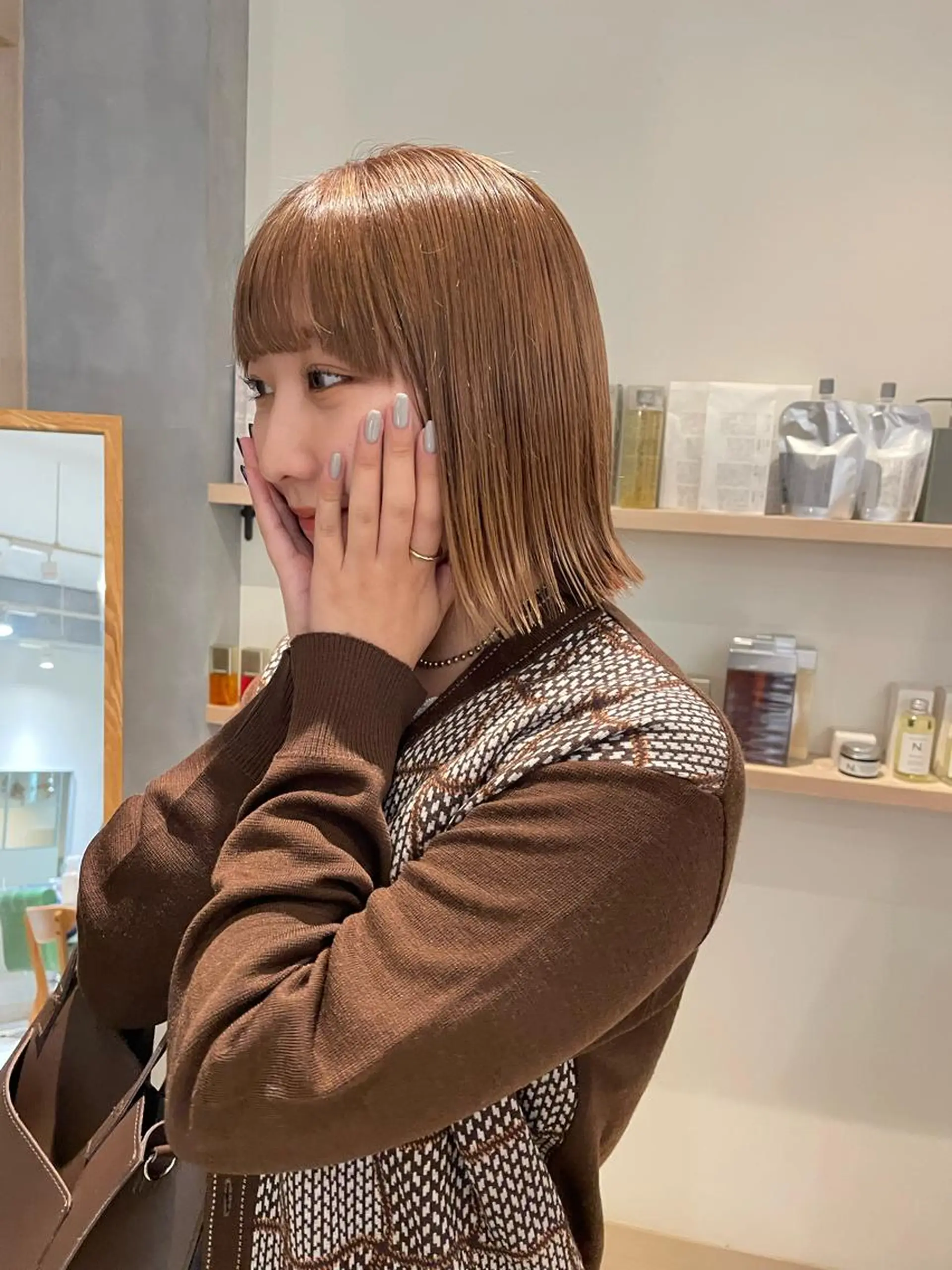 ショート カラー 切りっぱなしボブ ボブ kanami - ROCCO -のヘアスタイル