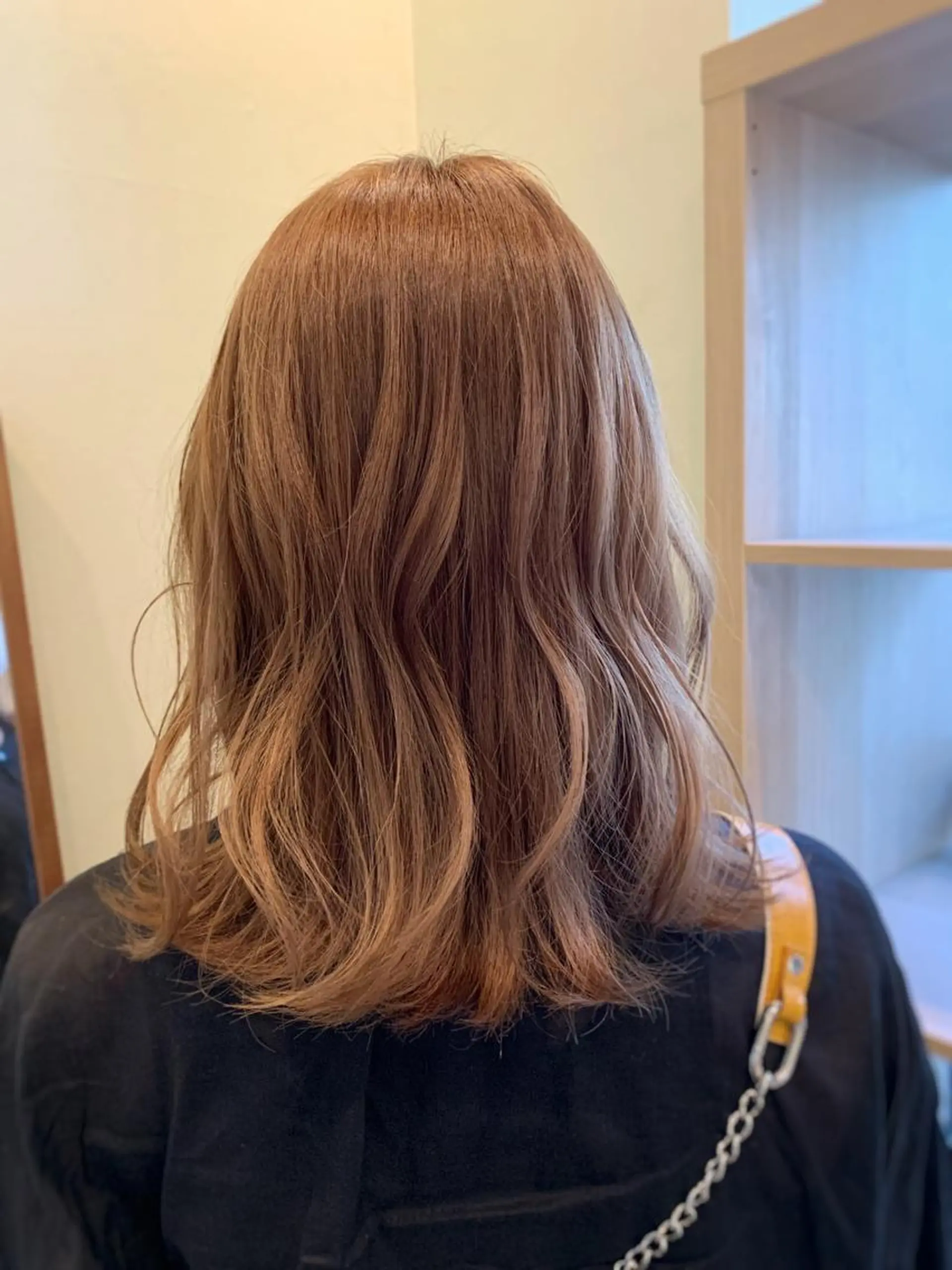 ミディアム カラー ベージュカラー 透明感カラー ダブルカラー yuri🌼 NUMBER 天王寺のヘアスタイル