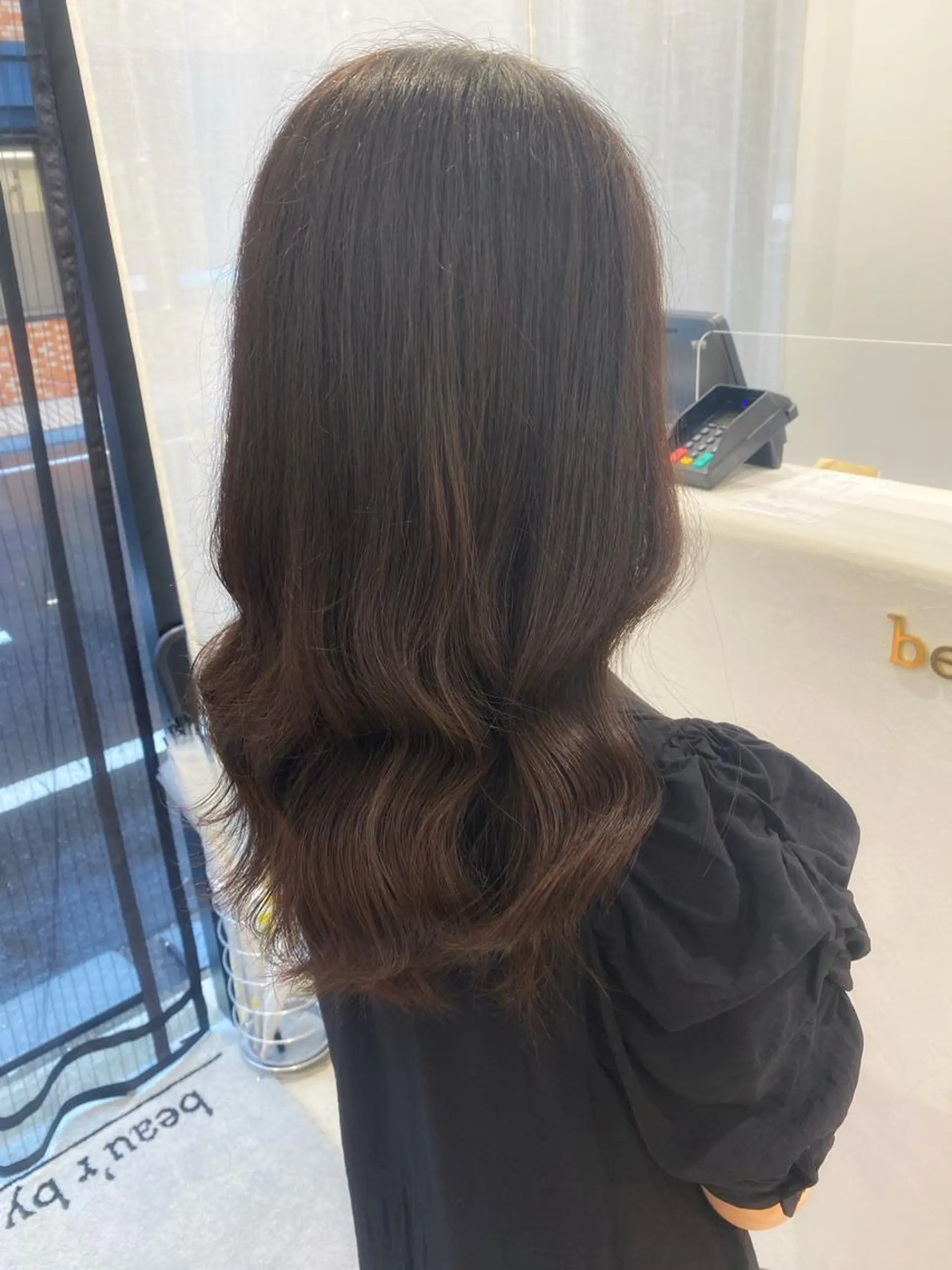 ミディアム 艶カラー/韓国風ヘア 🩵shioneのヘアスタイル