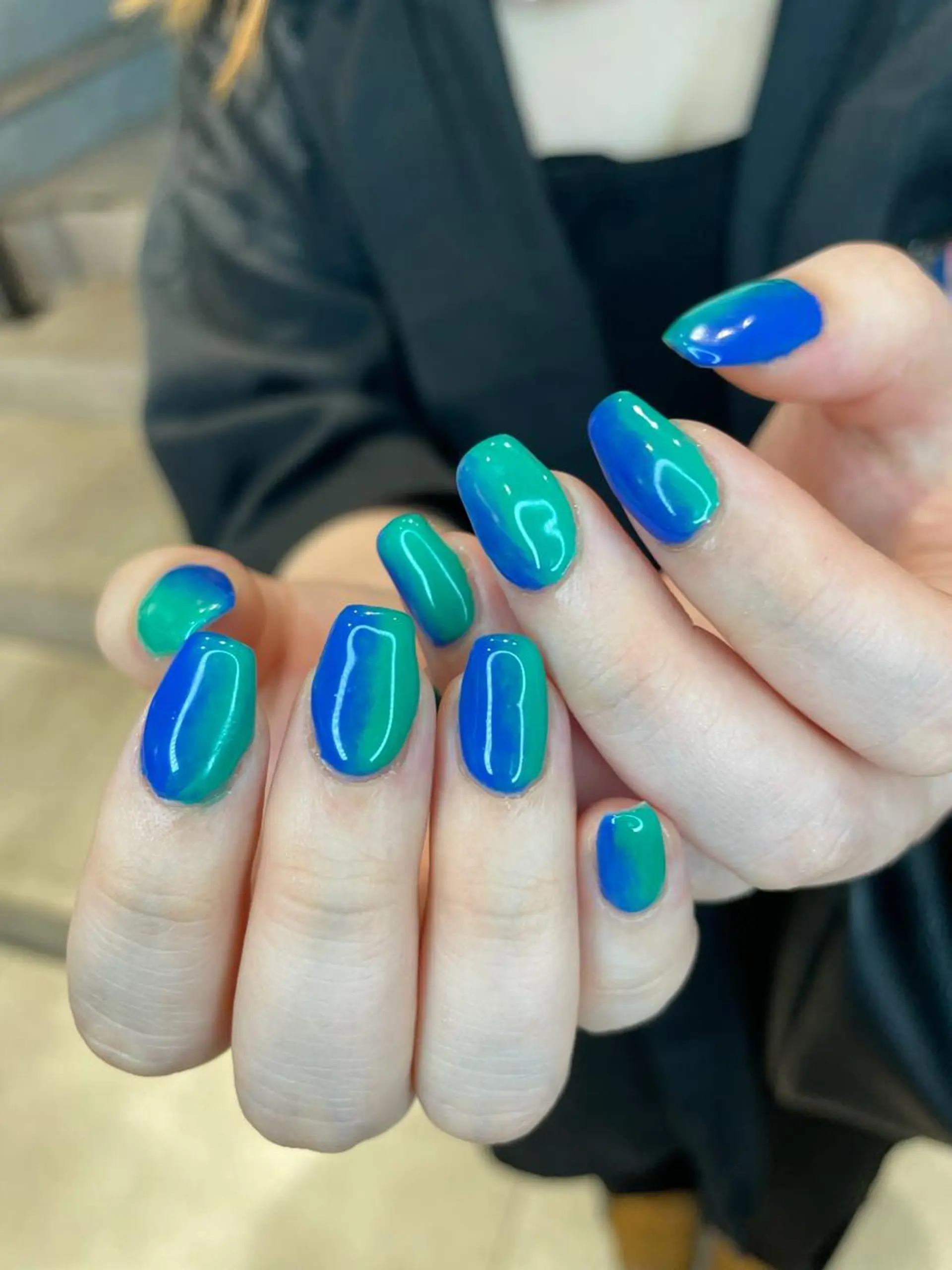 ネイル 🎀ボブ＋ハイトーン シュカ👶🏻のヘアスタイル