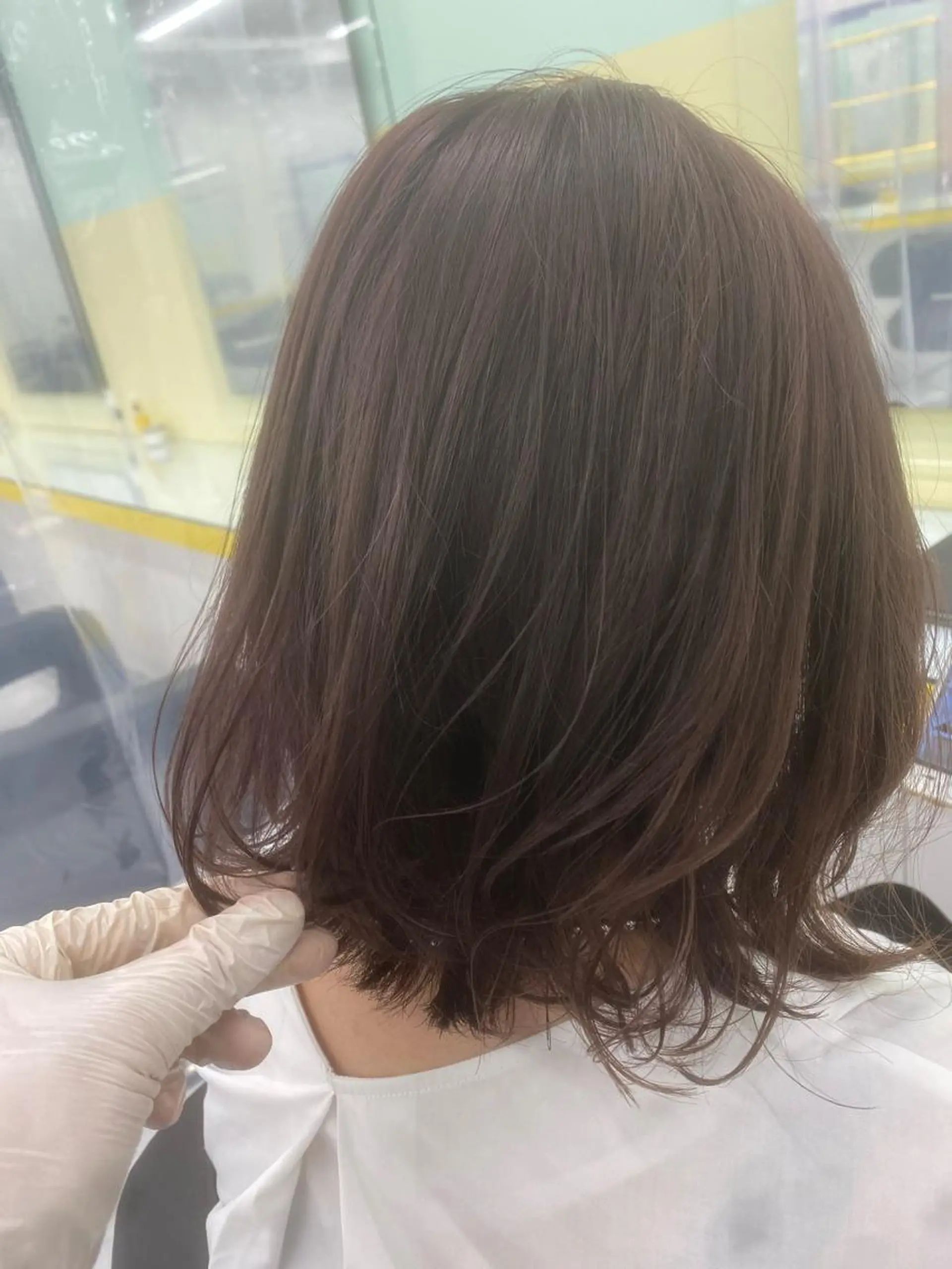 セミロング カラー パーマ ヘアアレンジ ネイル マツエク・マツパ 韓国風ベージュ🤎 赤みなし🌿横浜🤎のヘアスタイル