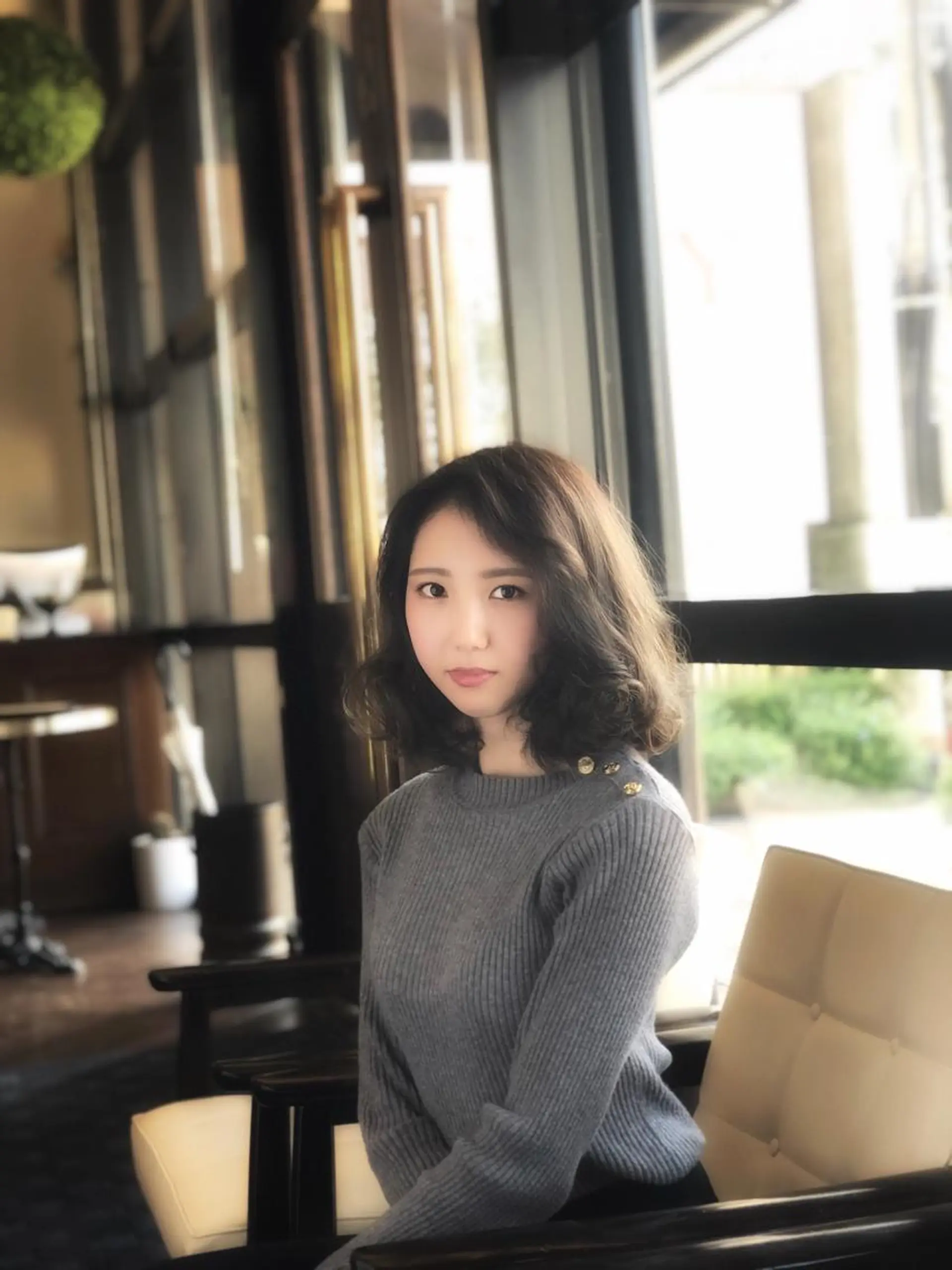 ミディアム カラー 城間 翔太のヘアスタイル