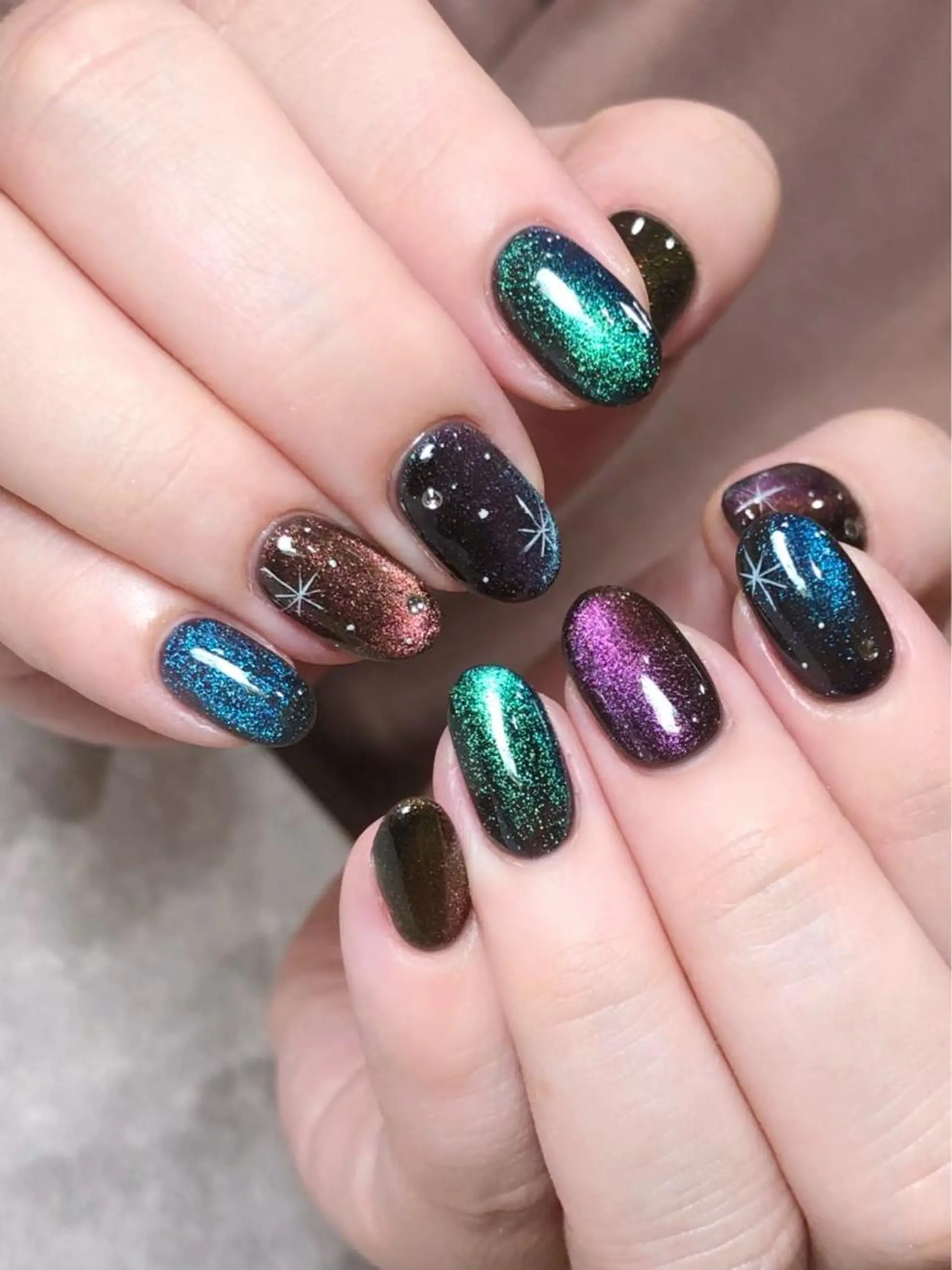 ネイル マグネットネイル ハンドネイル éclat所属・éclat エクラのネイルデザイン