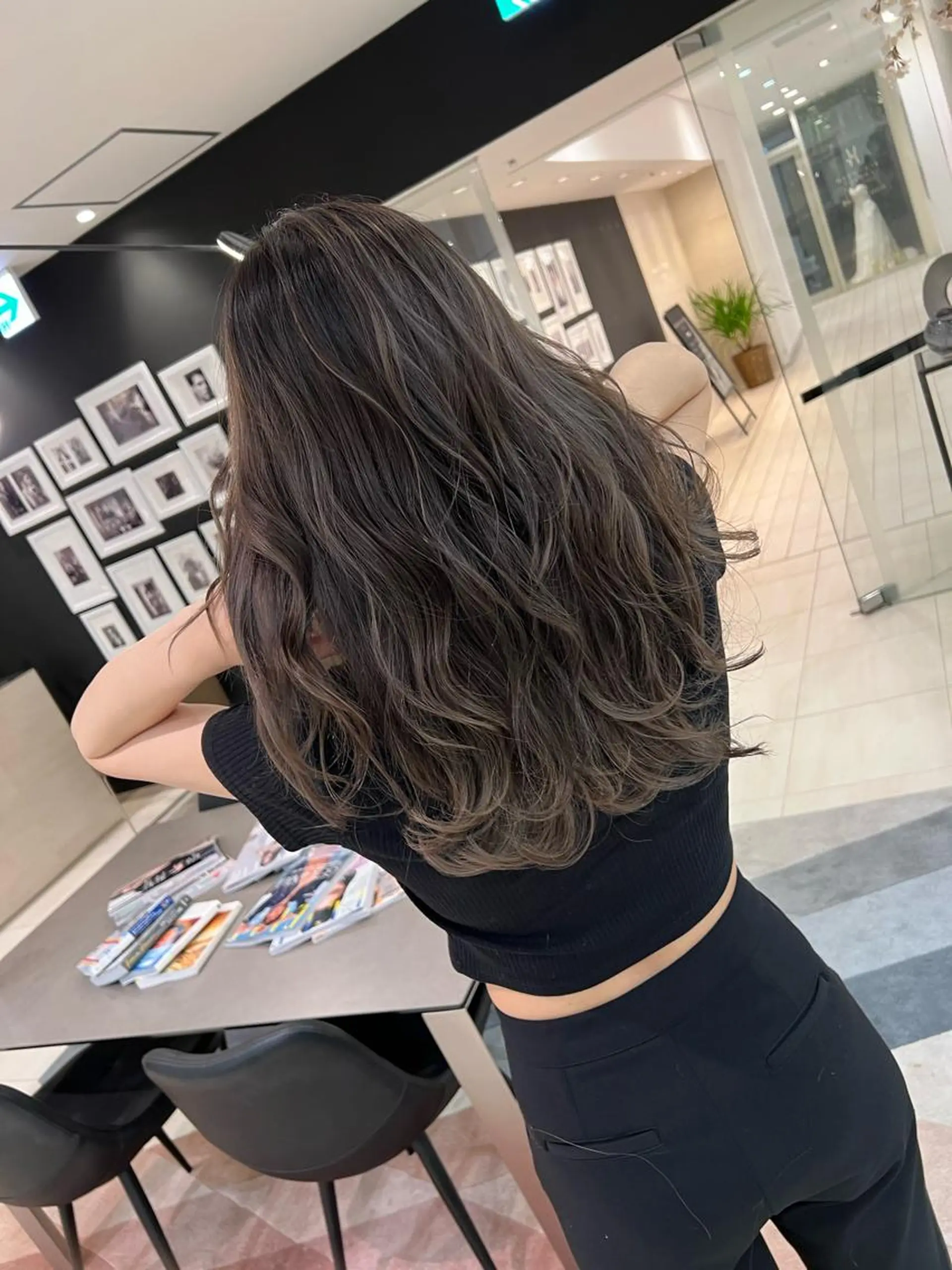 ミディアム カラー 🇺🇸海外デザイン iCON TOKYOのヘアスタイル