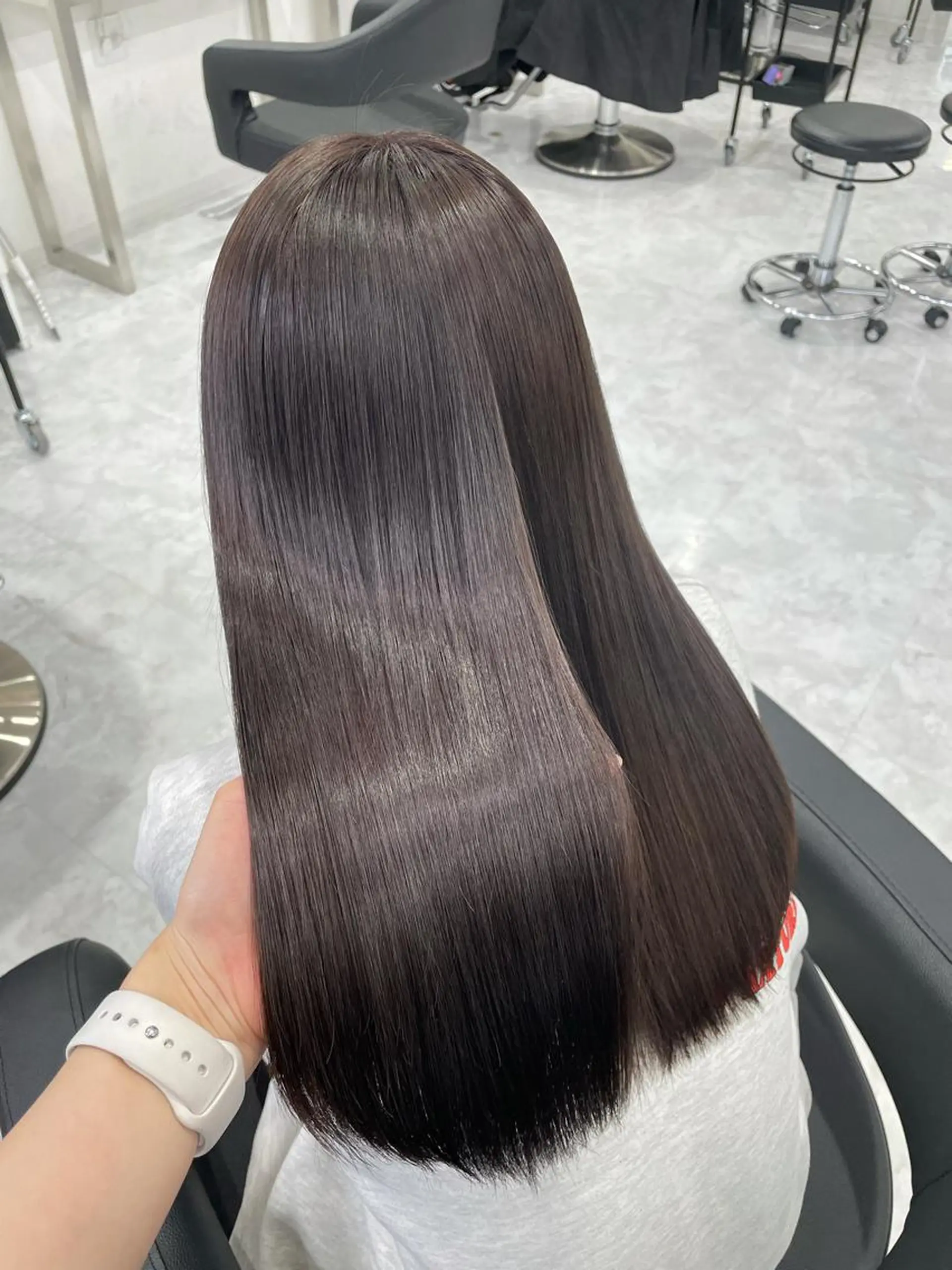 セミロング ヘアカラー トリートメント 🪞韓国🤍大人っぽ 艶髪🤍FRUITSのヘアスタイル