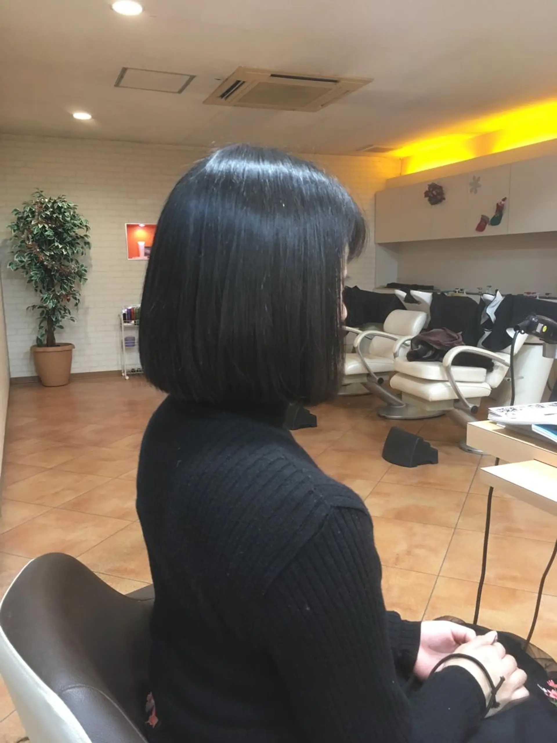 ショート ボブ 井内 亮次のヘアスタイル