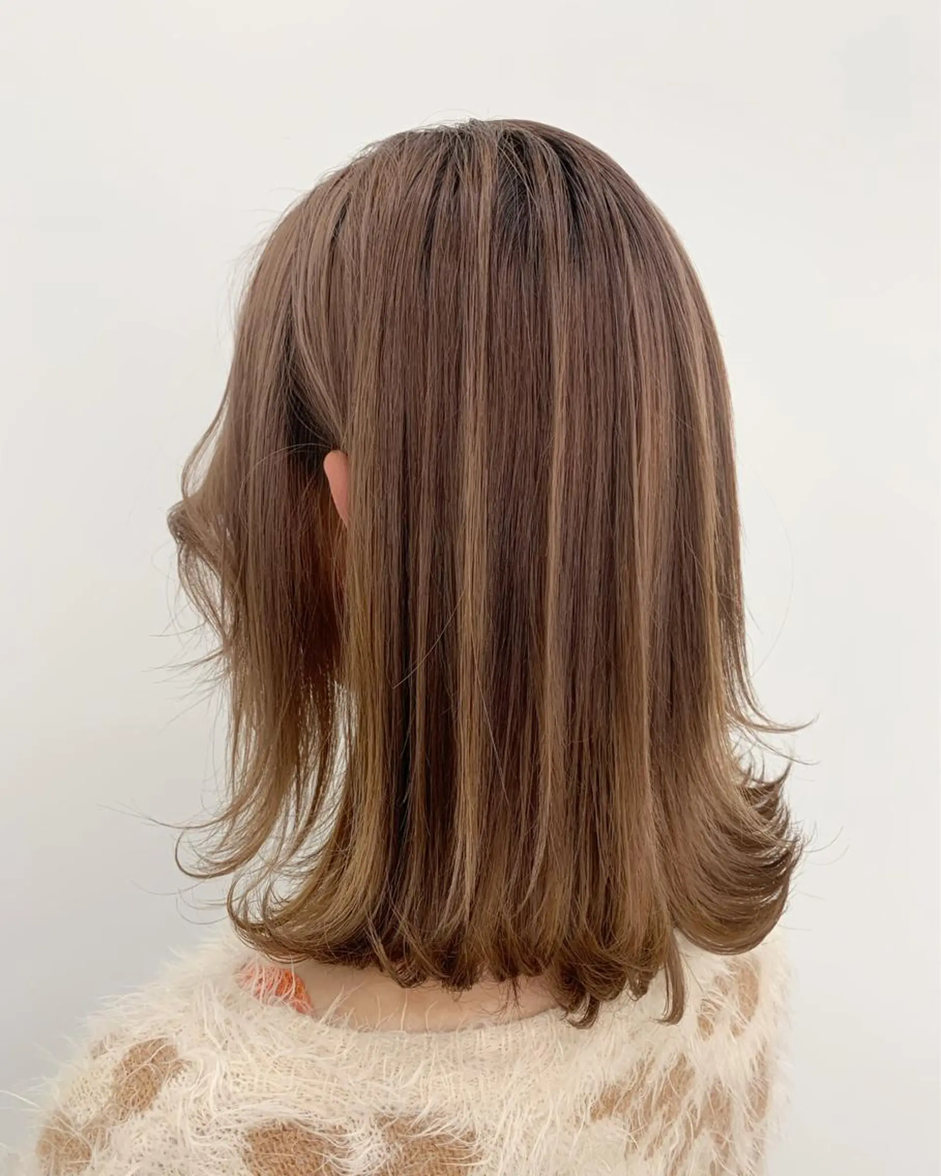 カラー ブリーチ ハイトーンカラー ヘアカラー LINOET NAGOYA所属・中川 来紀のヘアスタイル