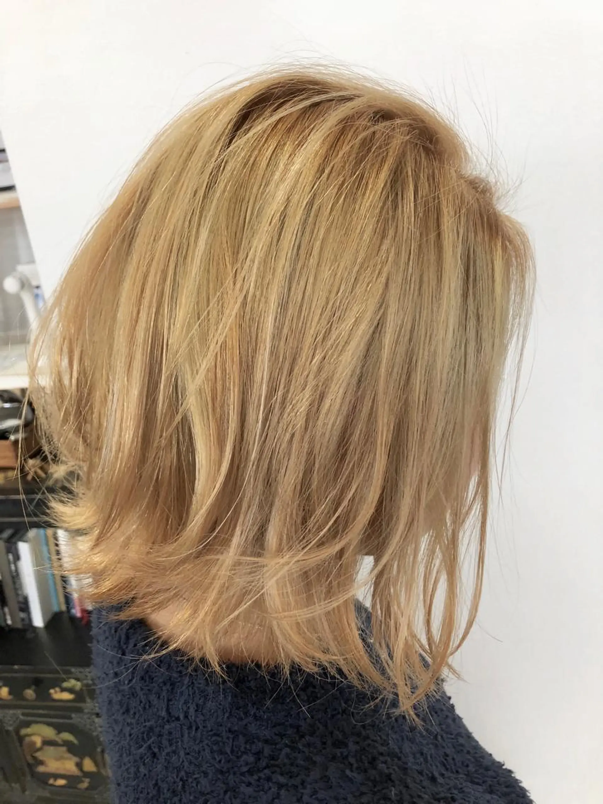 ミディアム カラー ベージュカラー 岩崎 裕司のヘアスタイル