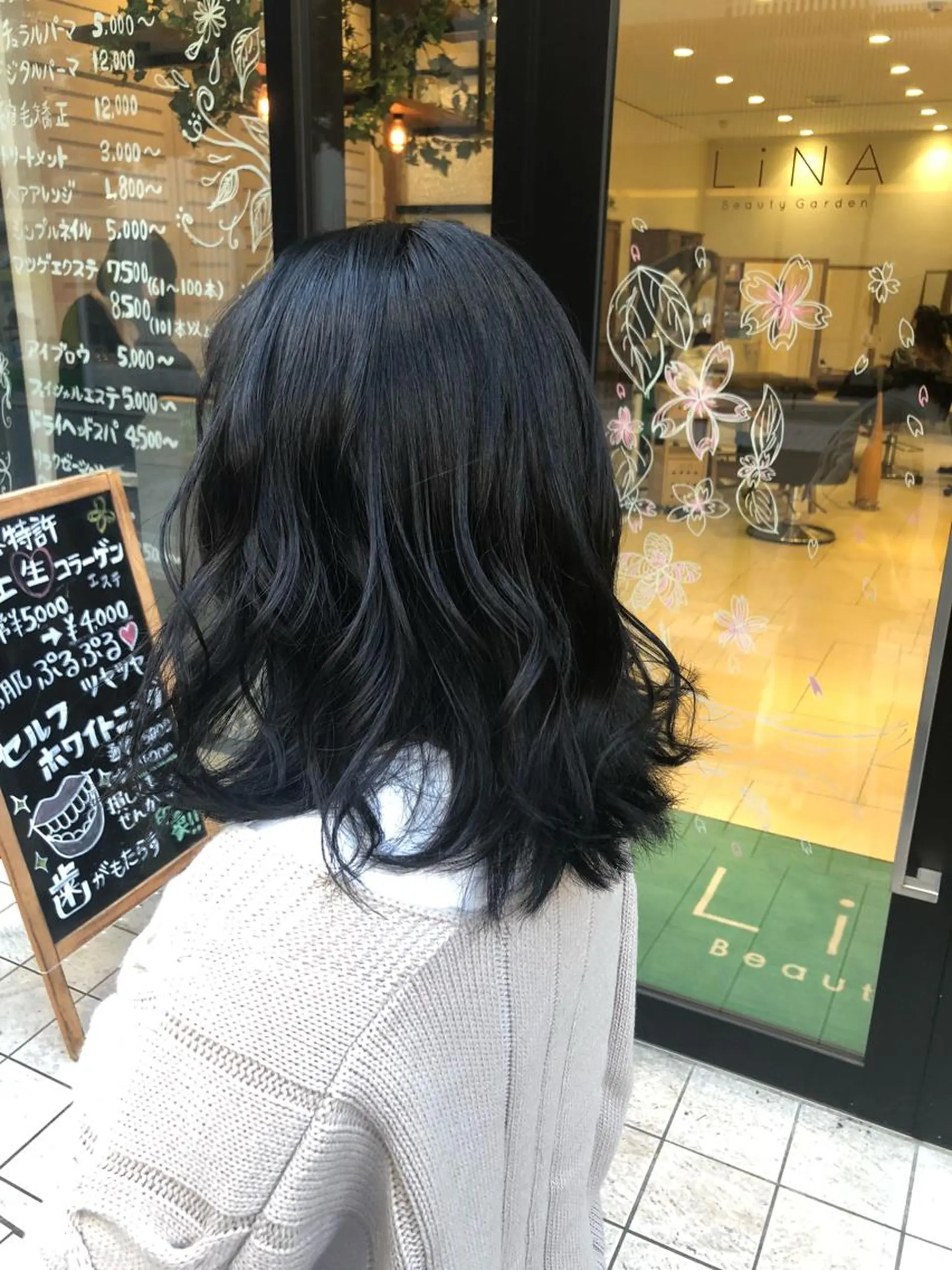 ミディアム カラー 樋渡 侑希のヘアスタイル