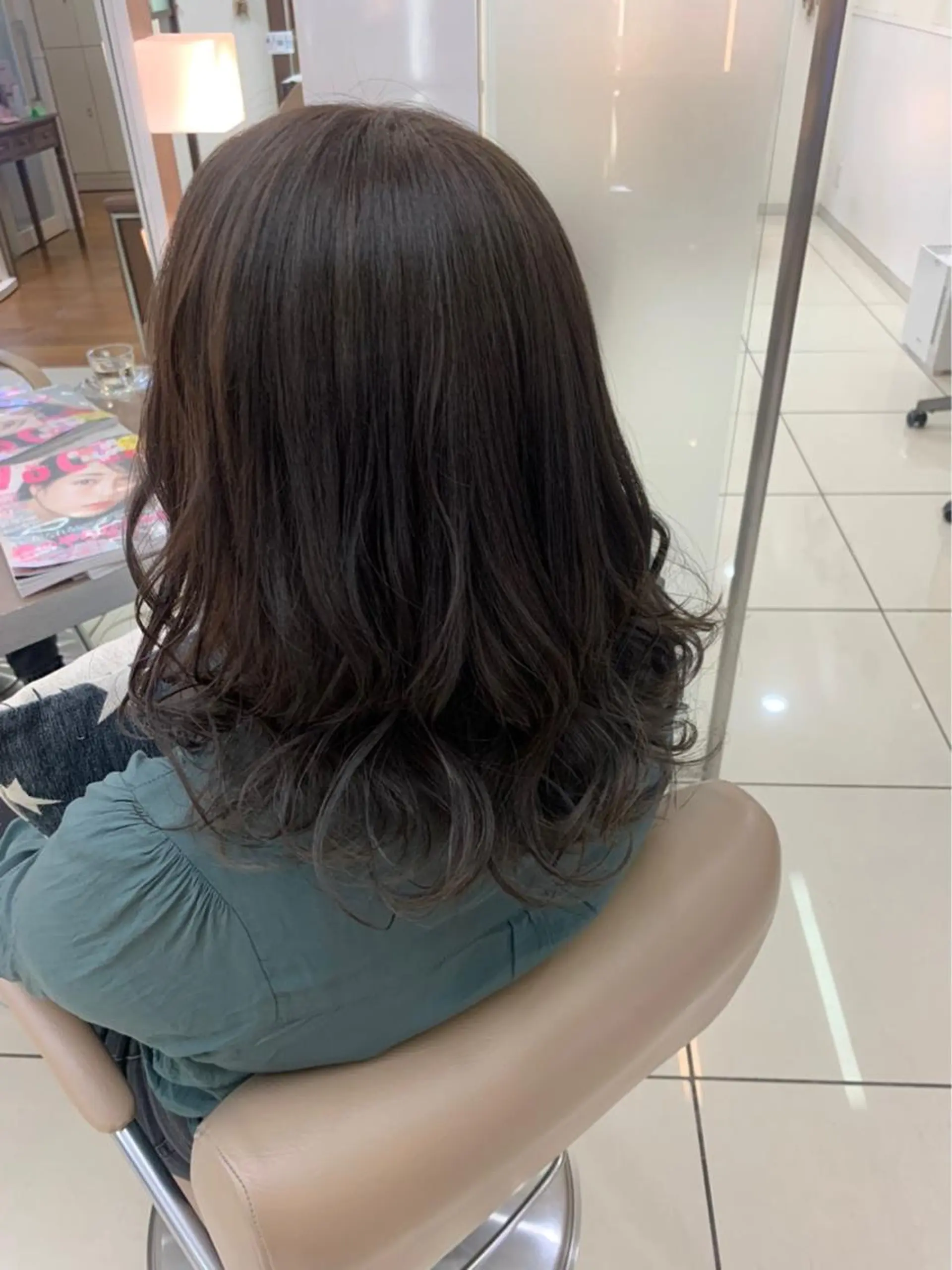 ミディアム カラー ママ美容師まつげ 🤍まき🤍のマツエク・マツパデザイン