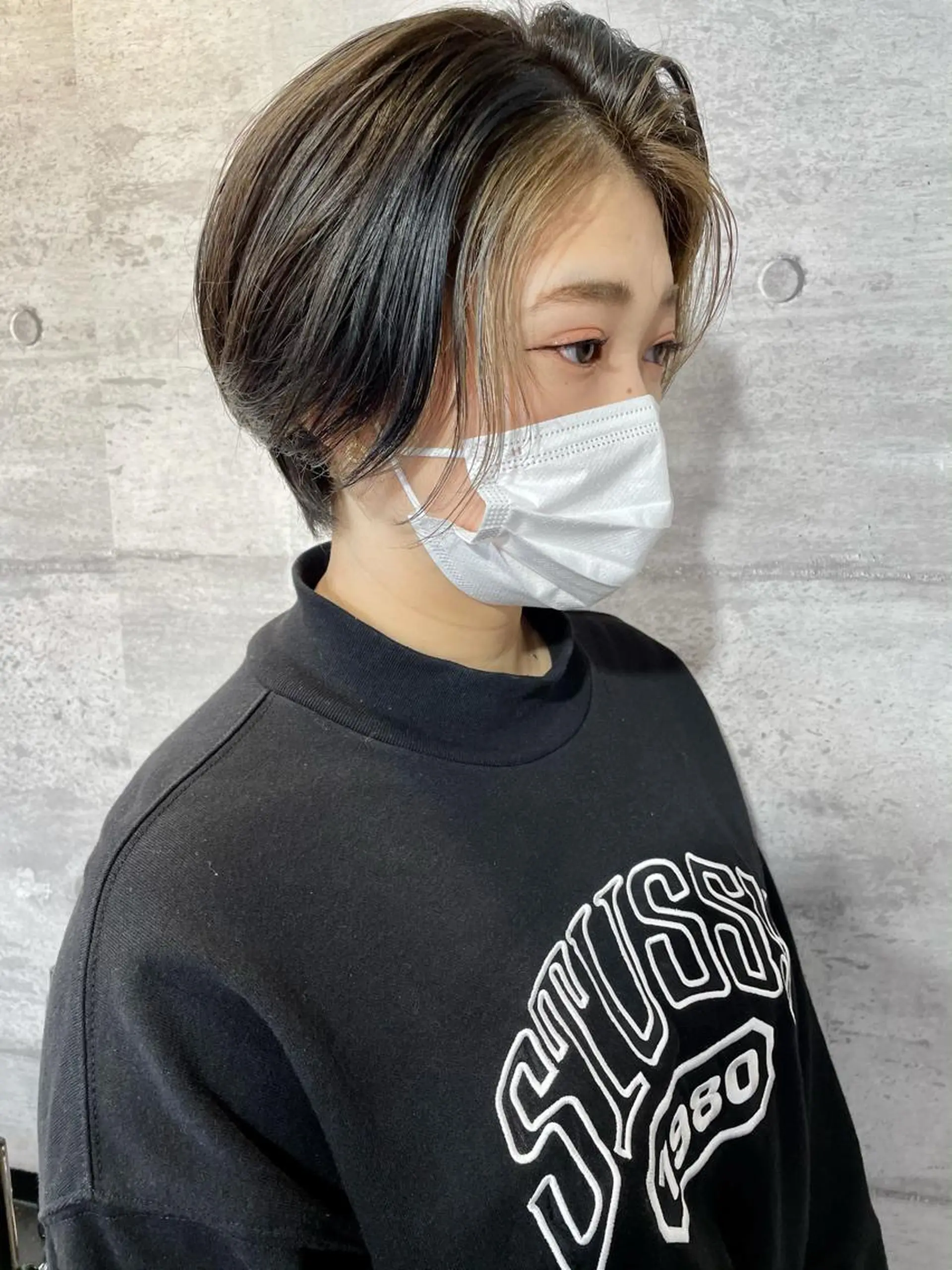 ショート カラー アッシュ ハイライトカラー イルミナカラー インナーカラー テラコッタ 江上拓郎/ショート /酸性ストレートのヘアスタイル