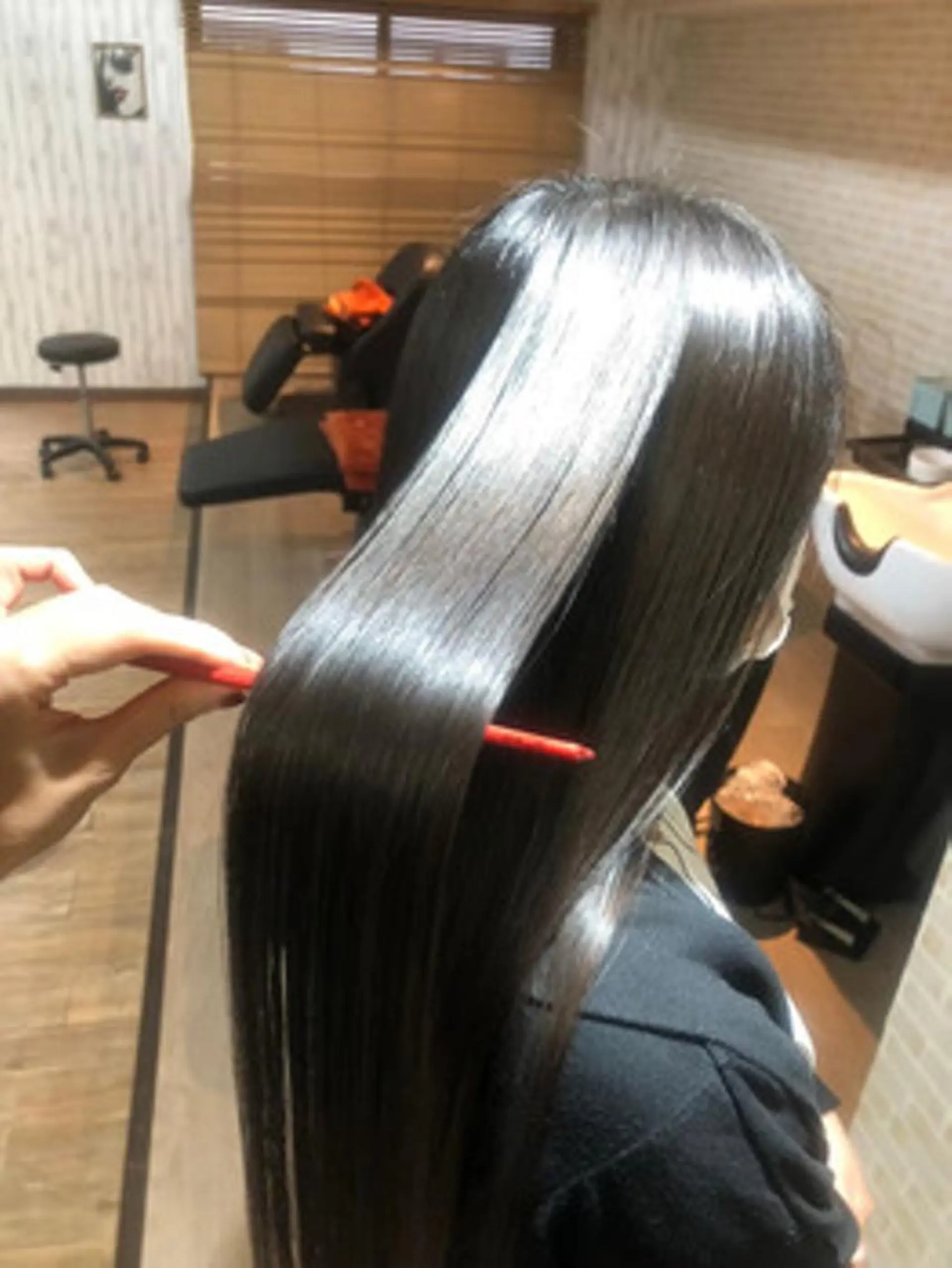 セミロング 髪質改善 カット ヘアカラー トリートメント 髪質改善ayame 横山諒のヘアスタイル