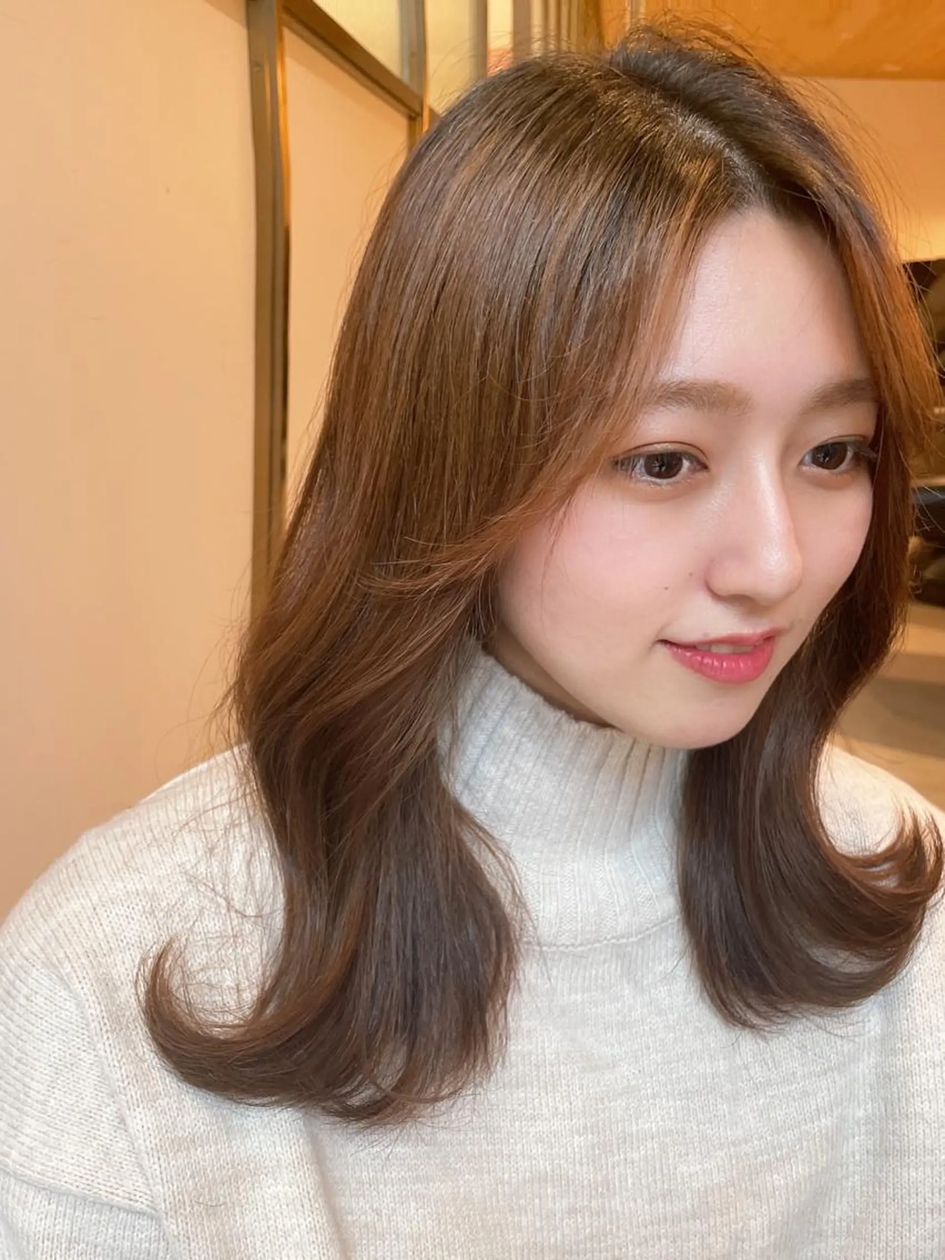 ミディアム レイヤーカット Toiro所属・🤎小顔レイヤー /ベージュ🤎友香のヘアスタイル