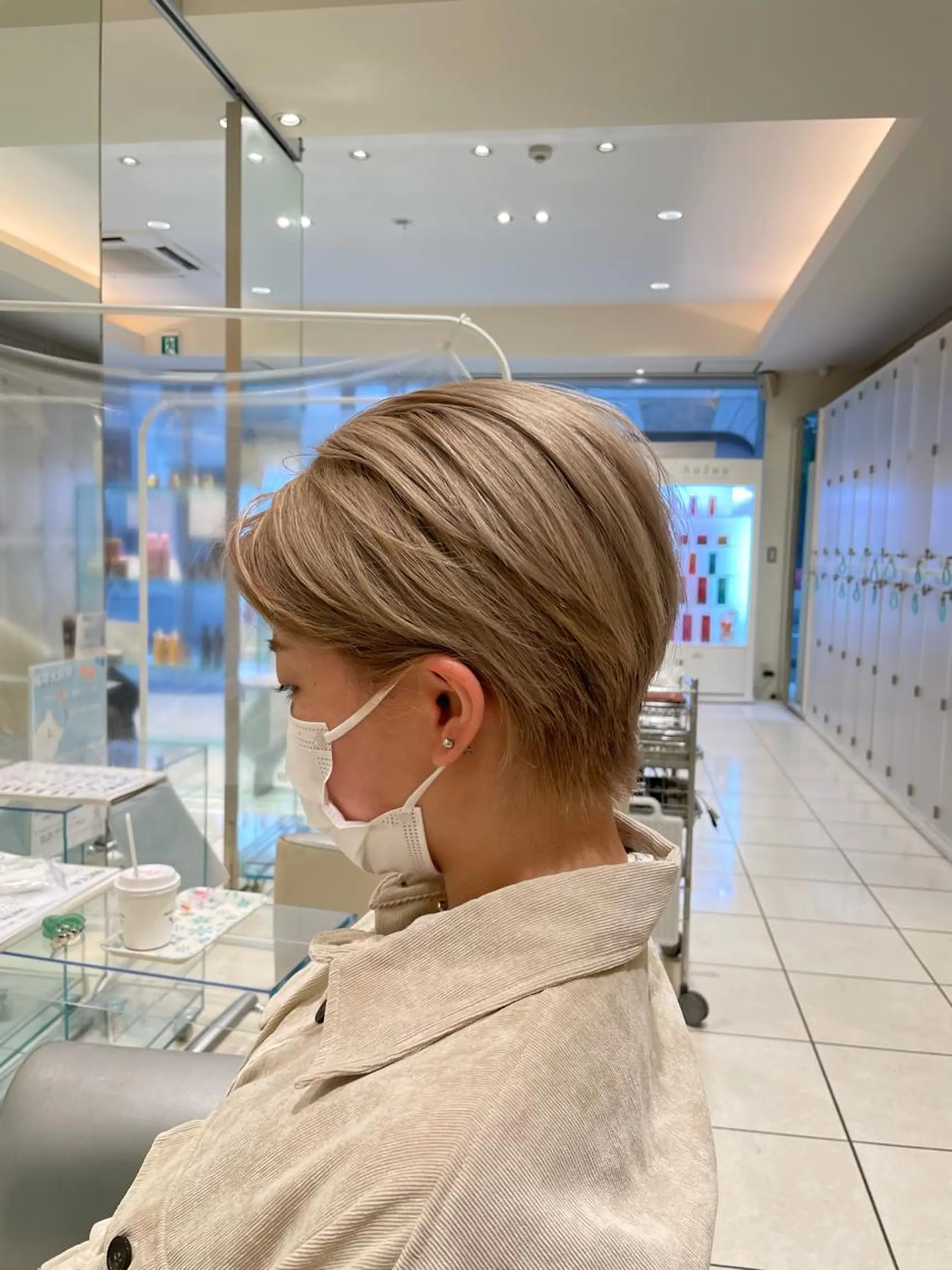 ショート カラー カット ヘアカラー トリートメント MODEks eau 佐藤優志のヘアスタイル